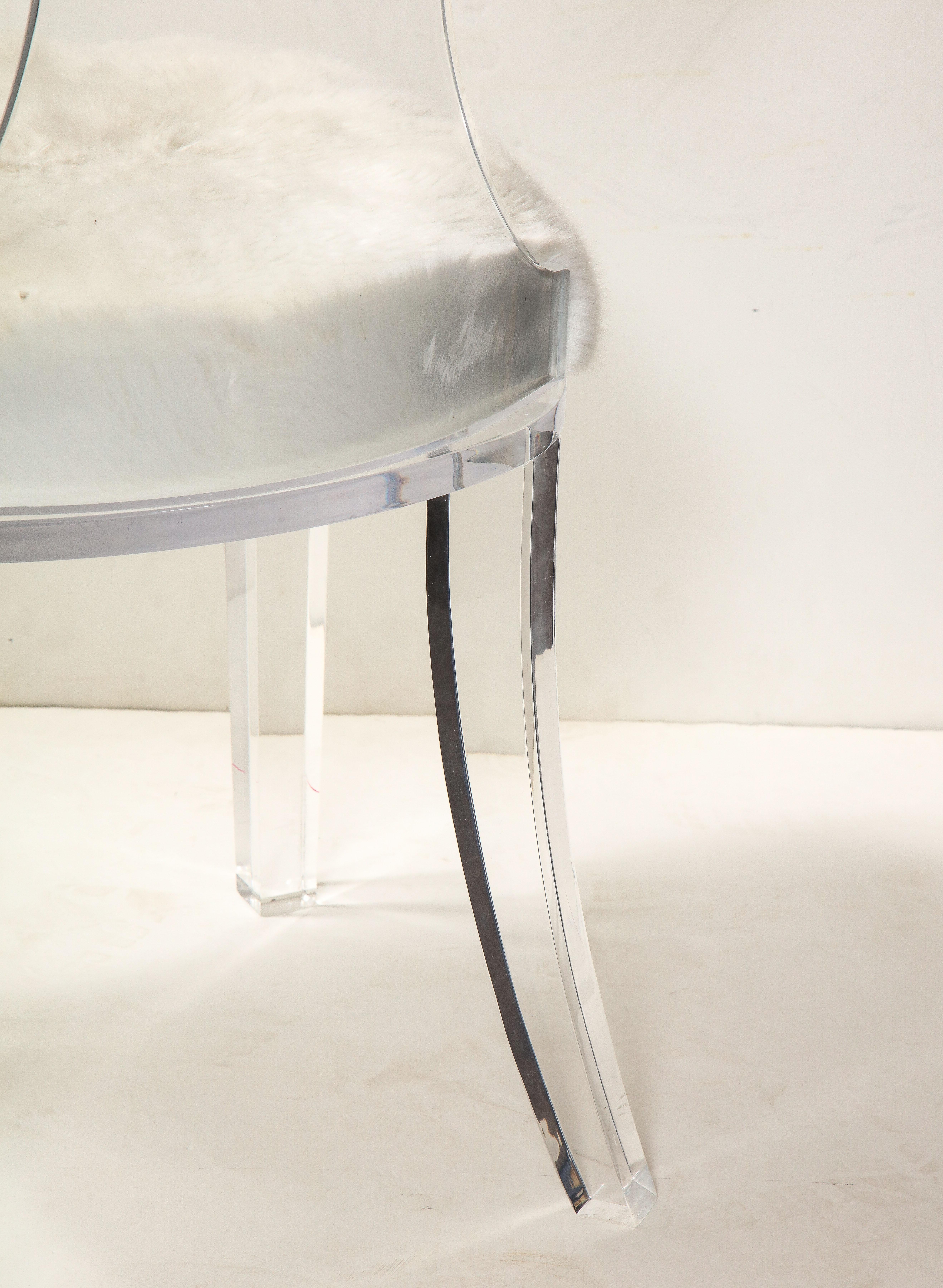Lucite Curved Back Chair with White Shearling Fur 3