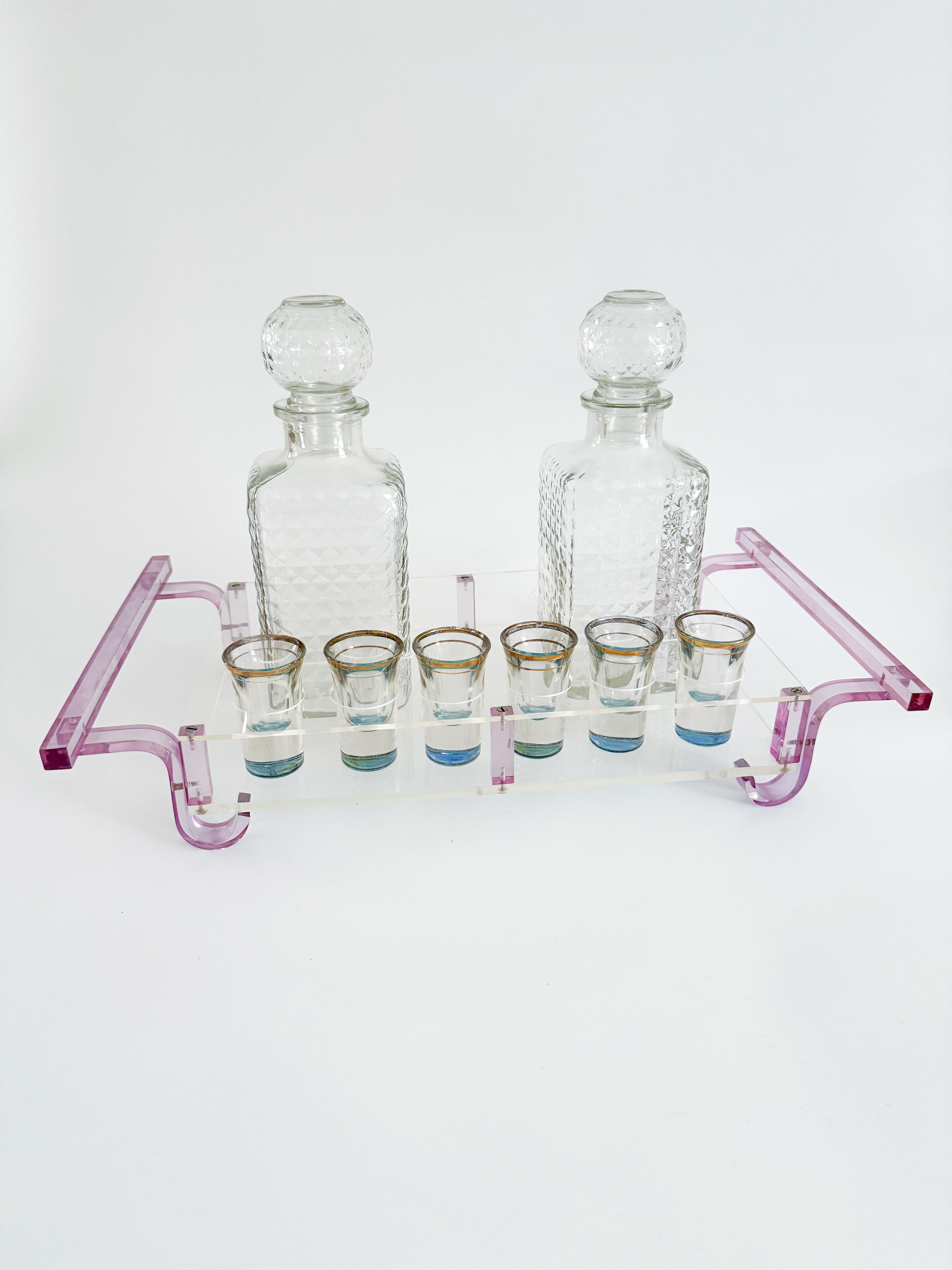 Juego de Cóctel Personalizado Lucite Vasos de chupito Mid Century Modern Hollywood Regency Canadiense en venta