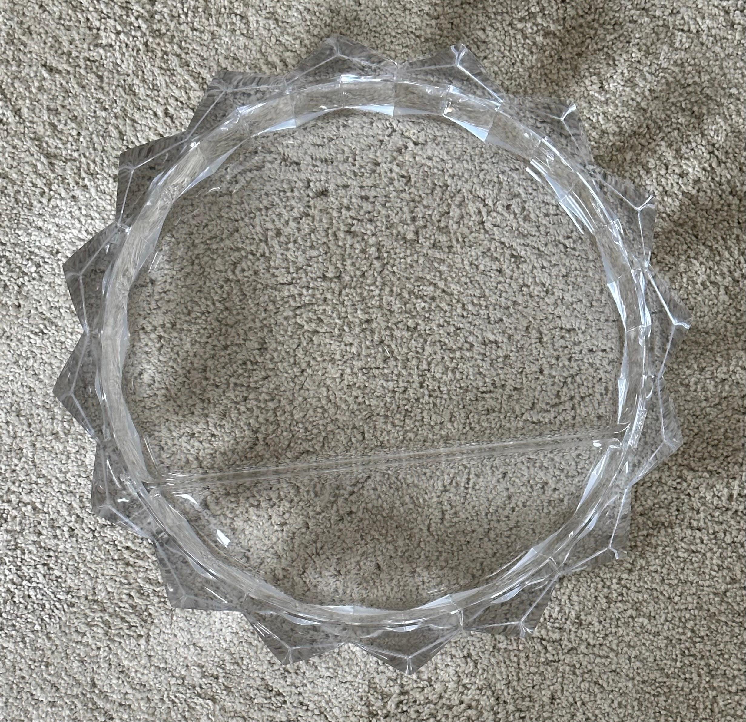 Lucite Divided Chip & Dip Bowl For Sale 2