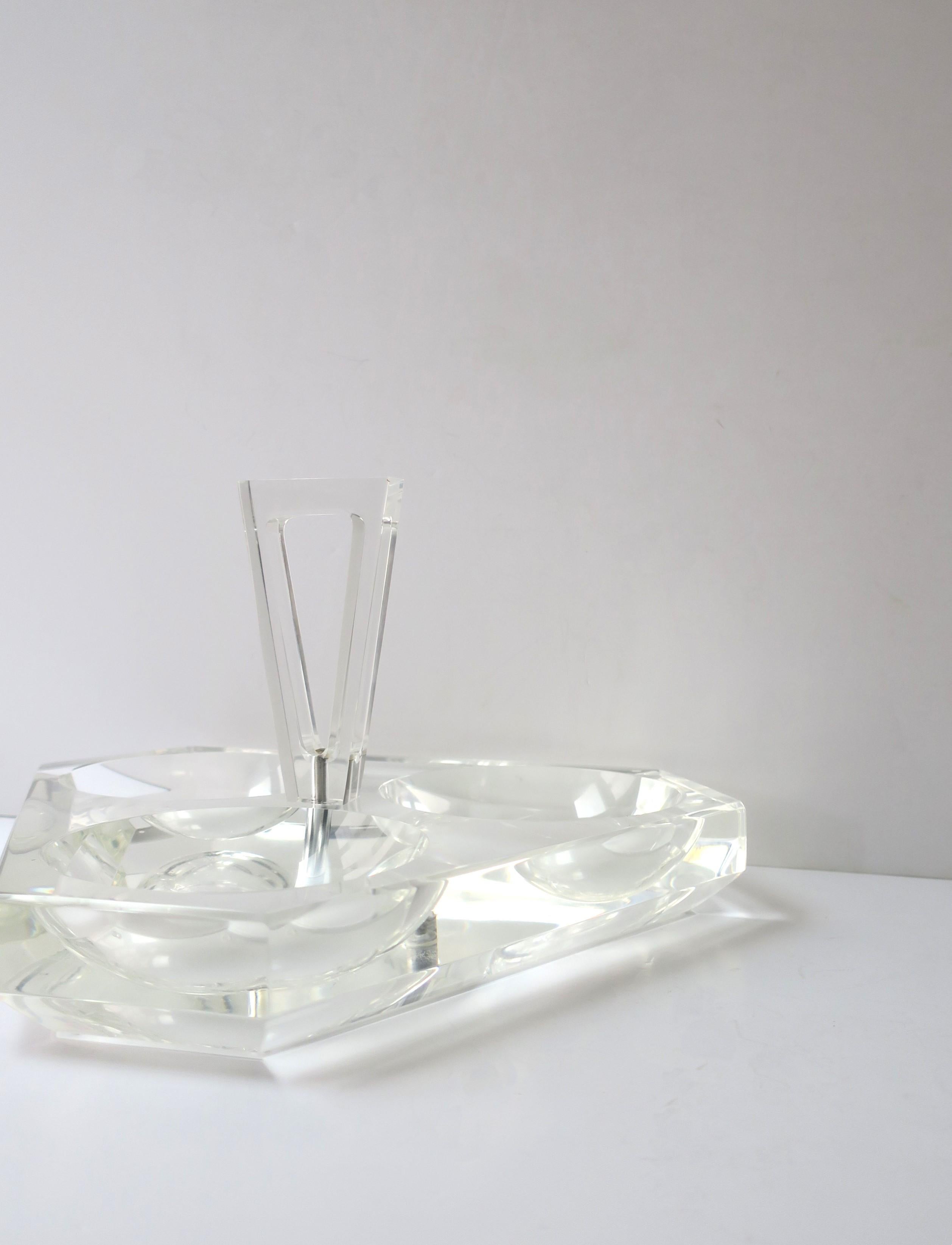 20th Century Lucite Entertaining Nuts or Snacks Caddy For Sale
