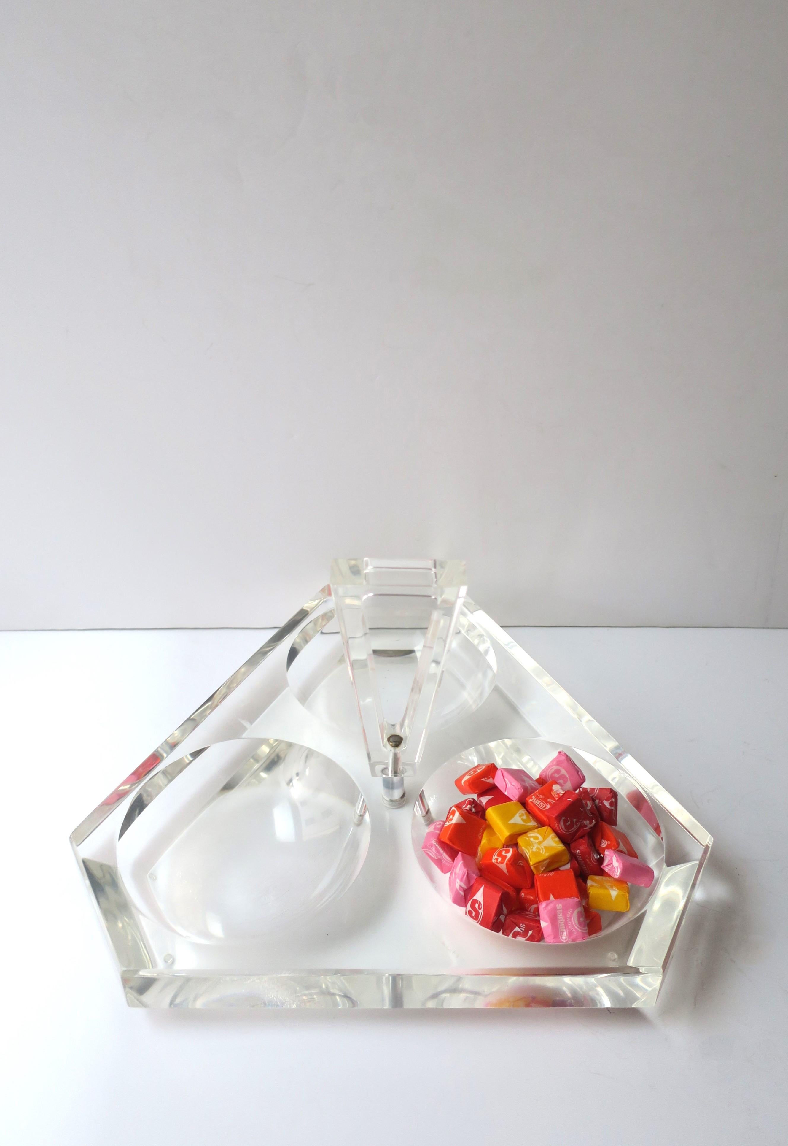 Lucite Entertaining Nuts or Snacks Caddy For Sale 2