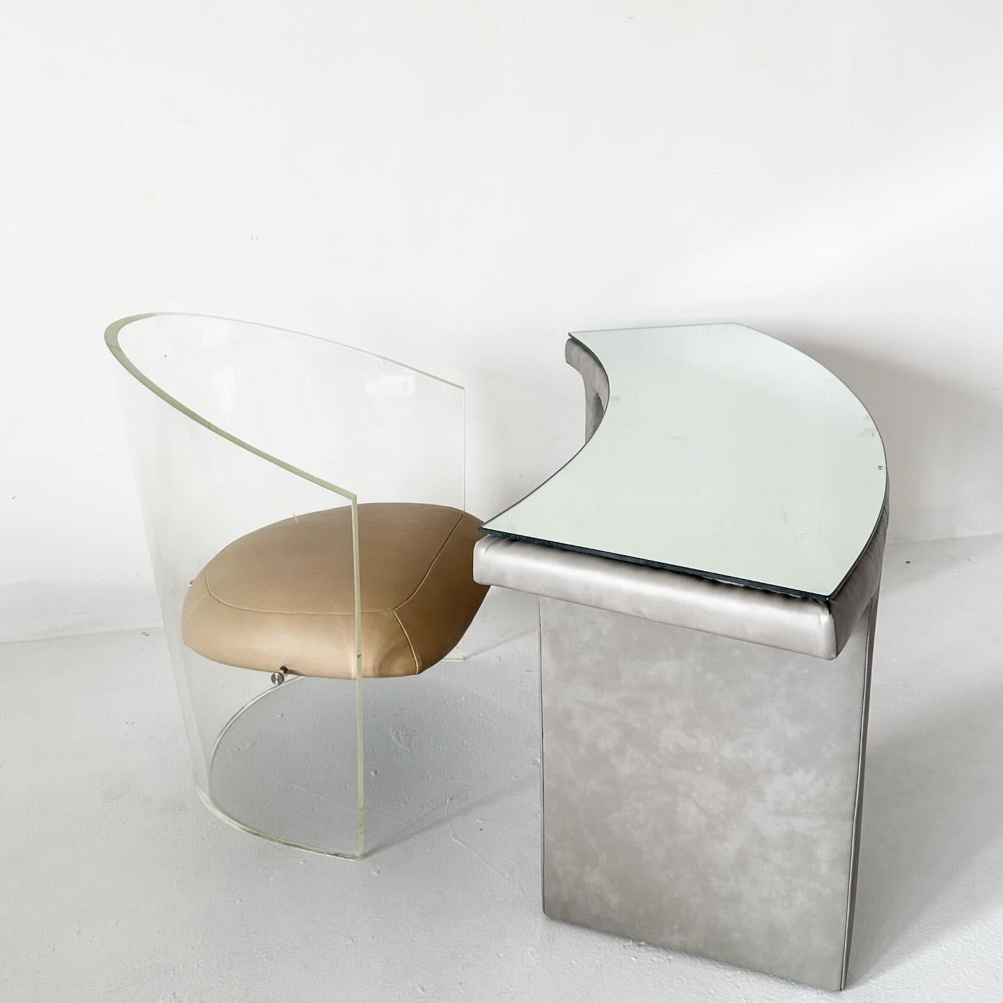 Late 20th Century lucite floating tub chair in manner of Vladimir Kagan For Sale
