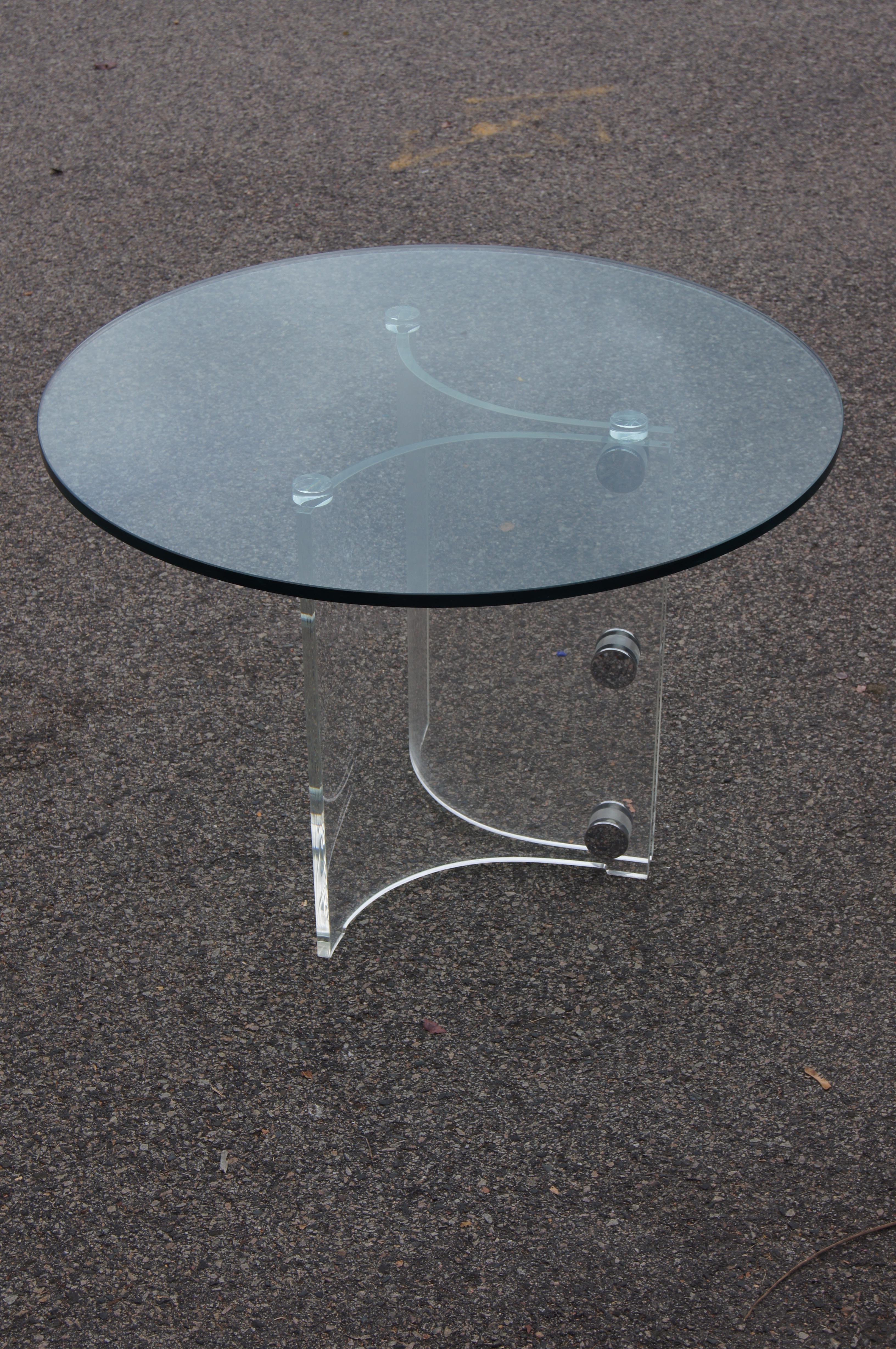 Américain Table centrale en lucite, verre et chrome de Vladimir Kagan en vente