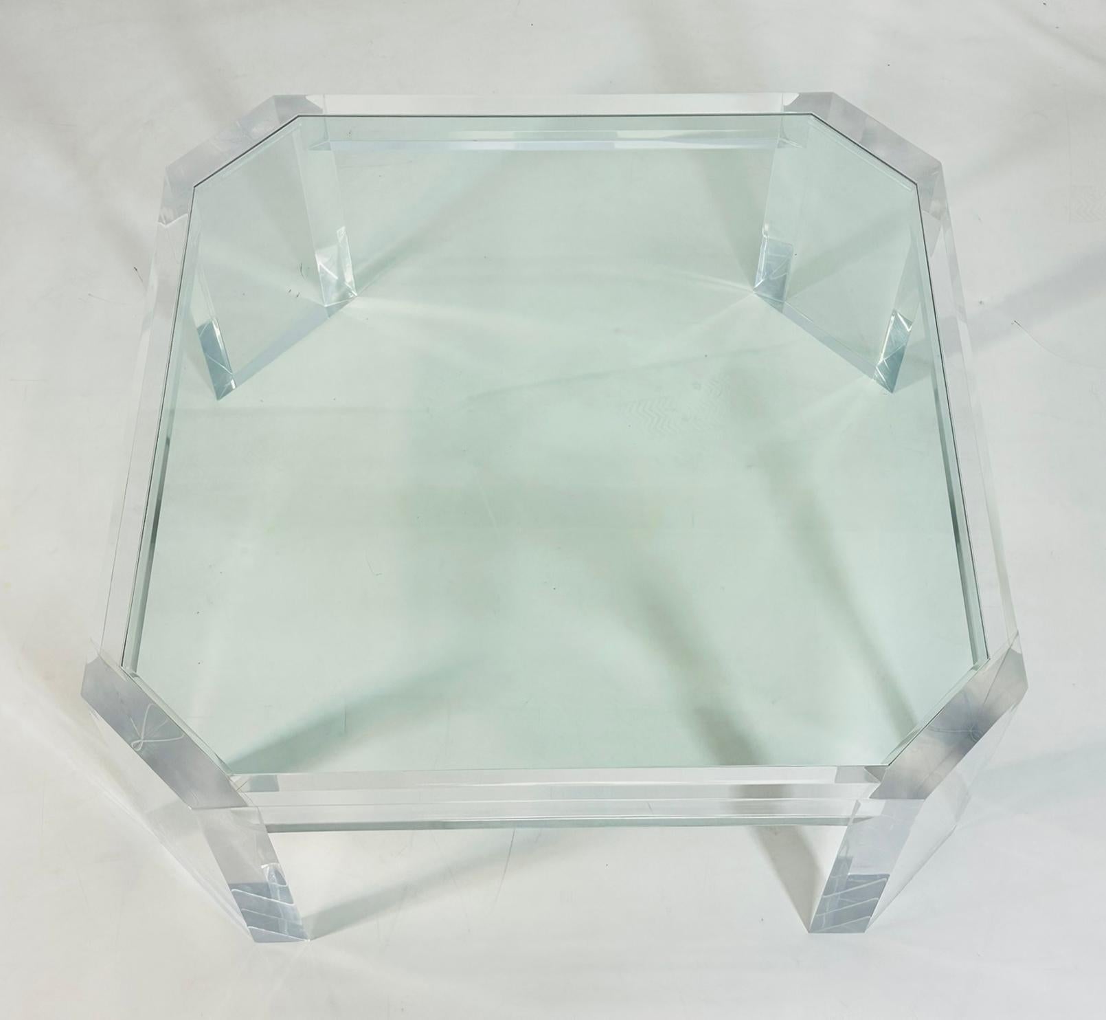 Fin du 20e siècle Table basse en lucite et verre de Charles Hollis Jones, États-Unis, années 1970 en vente