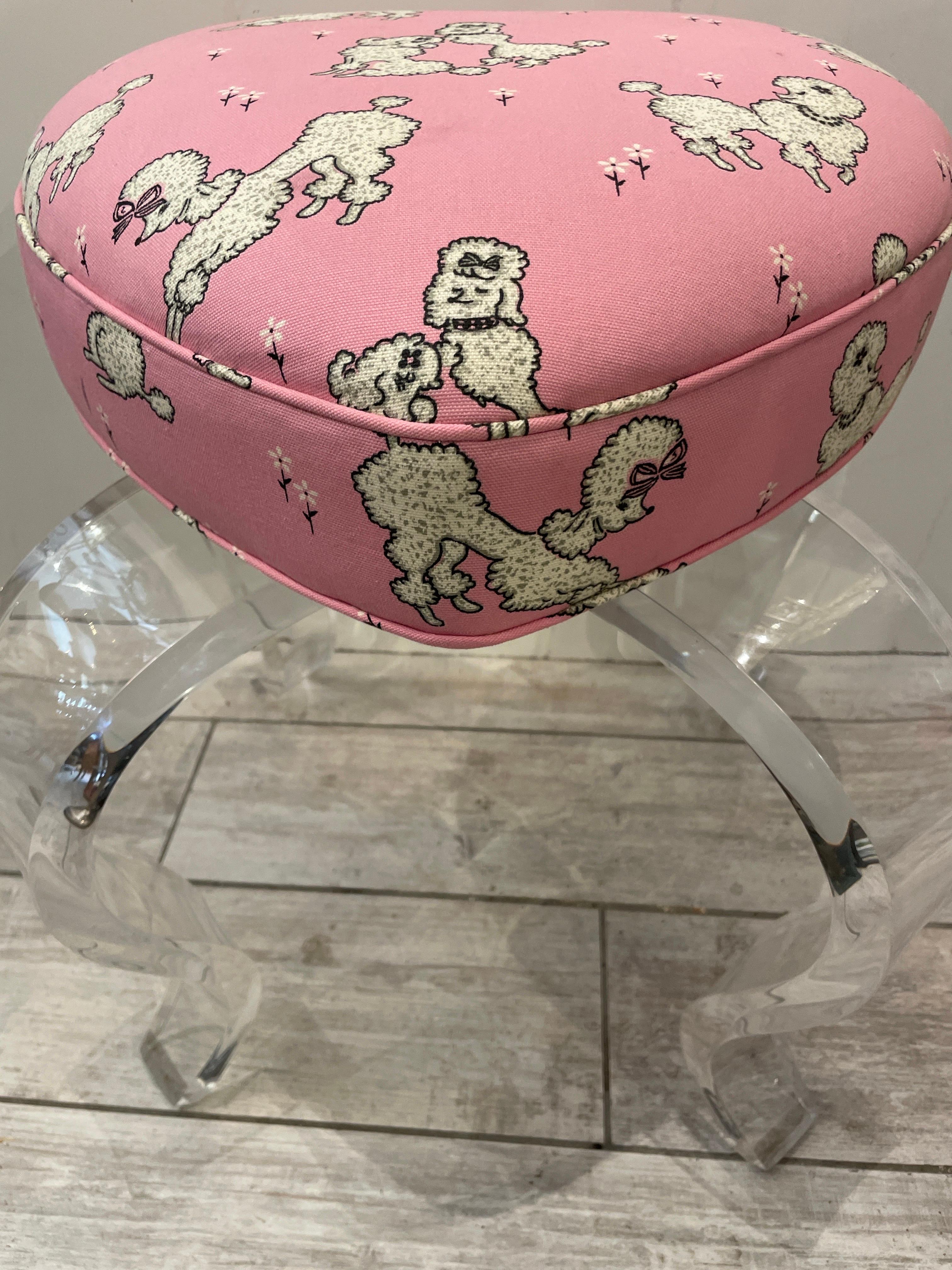 Lucite Heart Shaped Swivel Vanity Stool Bon état - En vente à West Palm Beach, FL