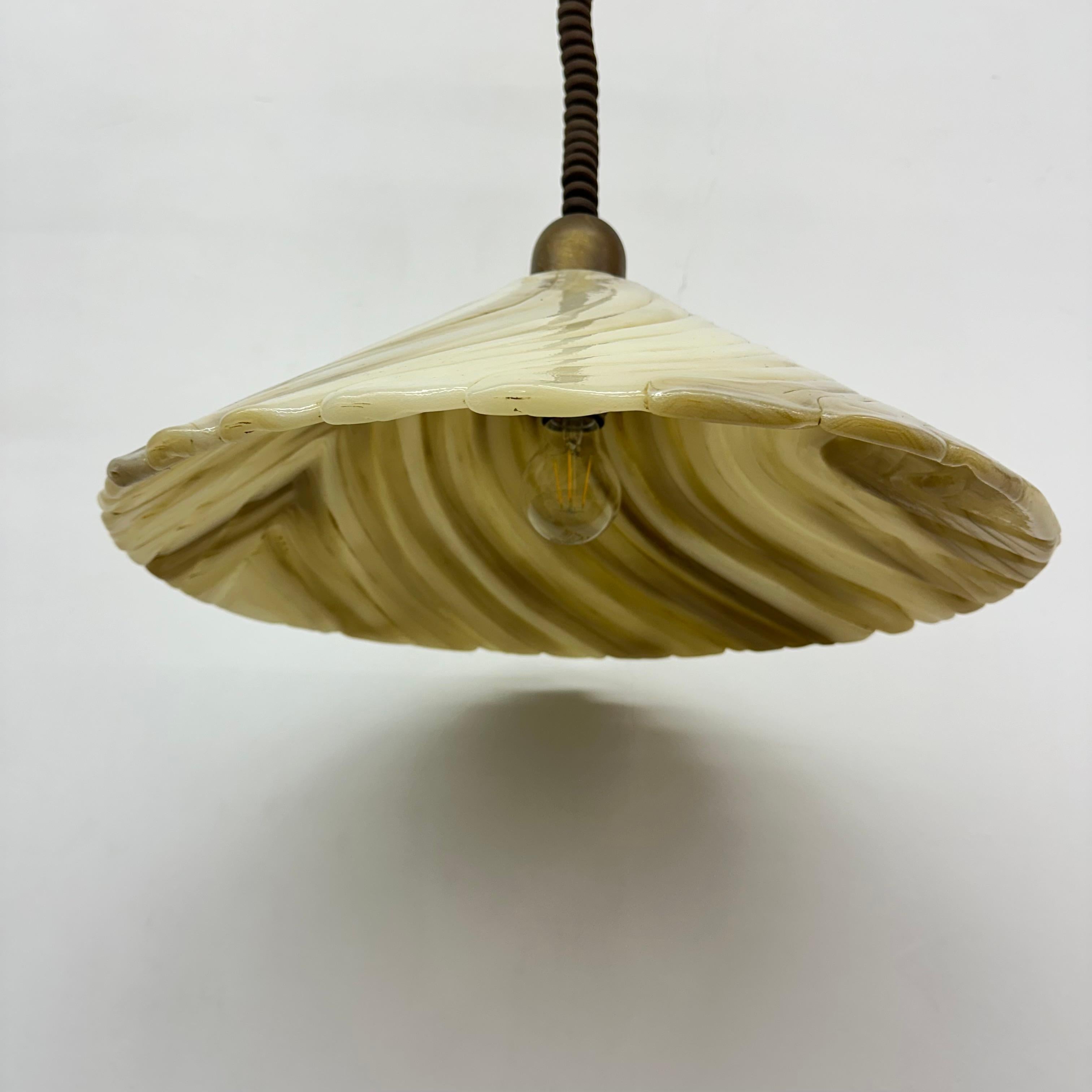 Lampada a sospensione Hillebrand in lucite, anni '70 in vendita 10