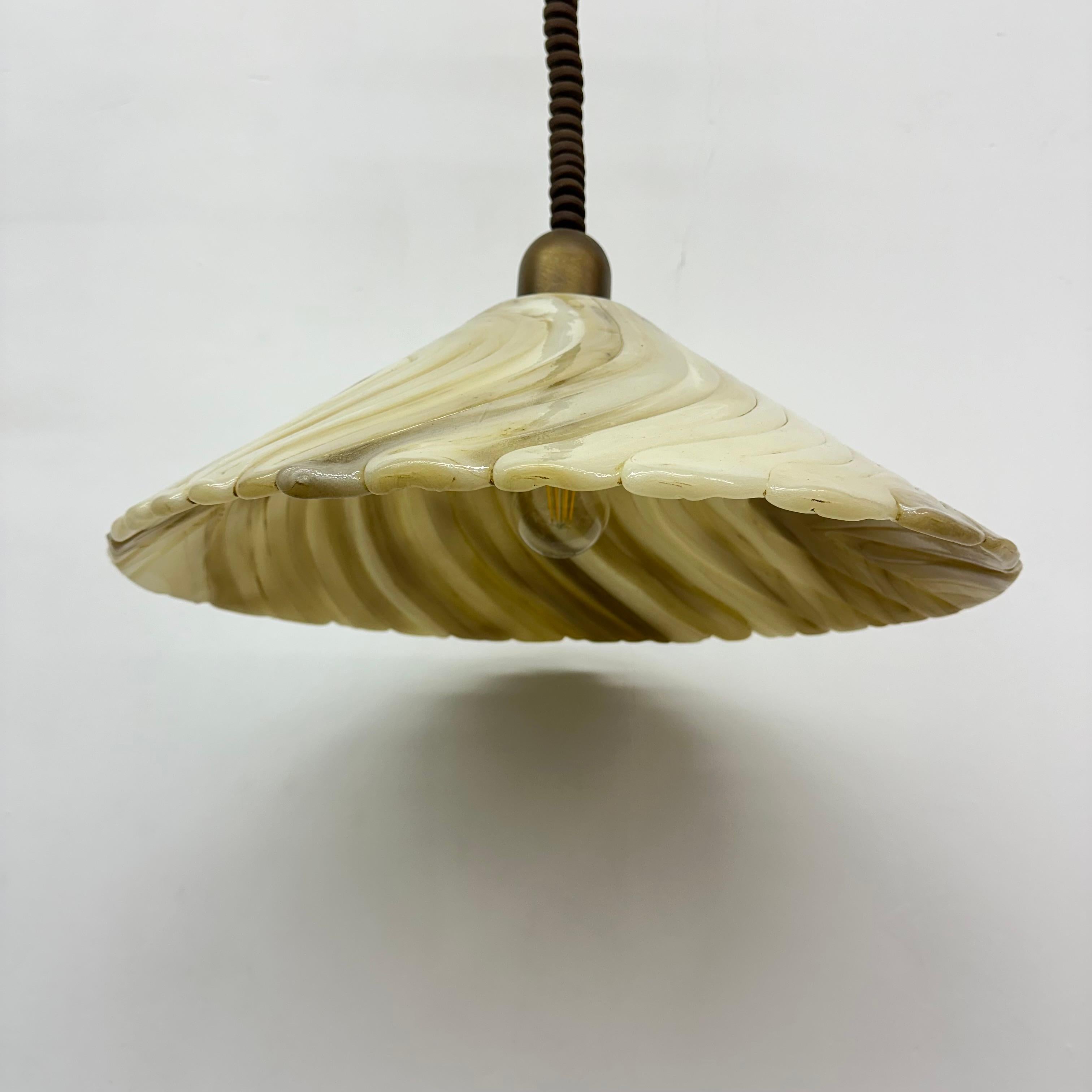 Lampada a sospensione Hillebrand in lucite, anni '70 in vendita 13