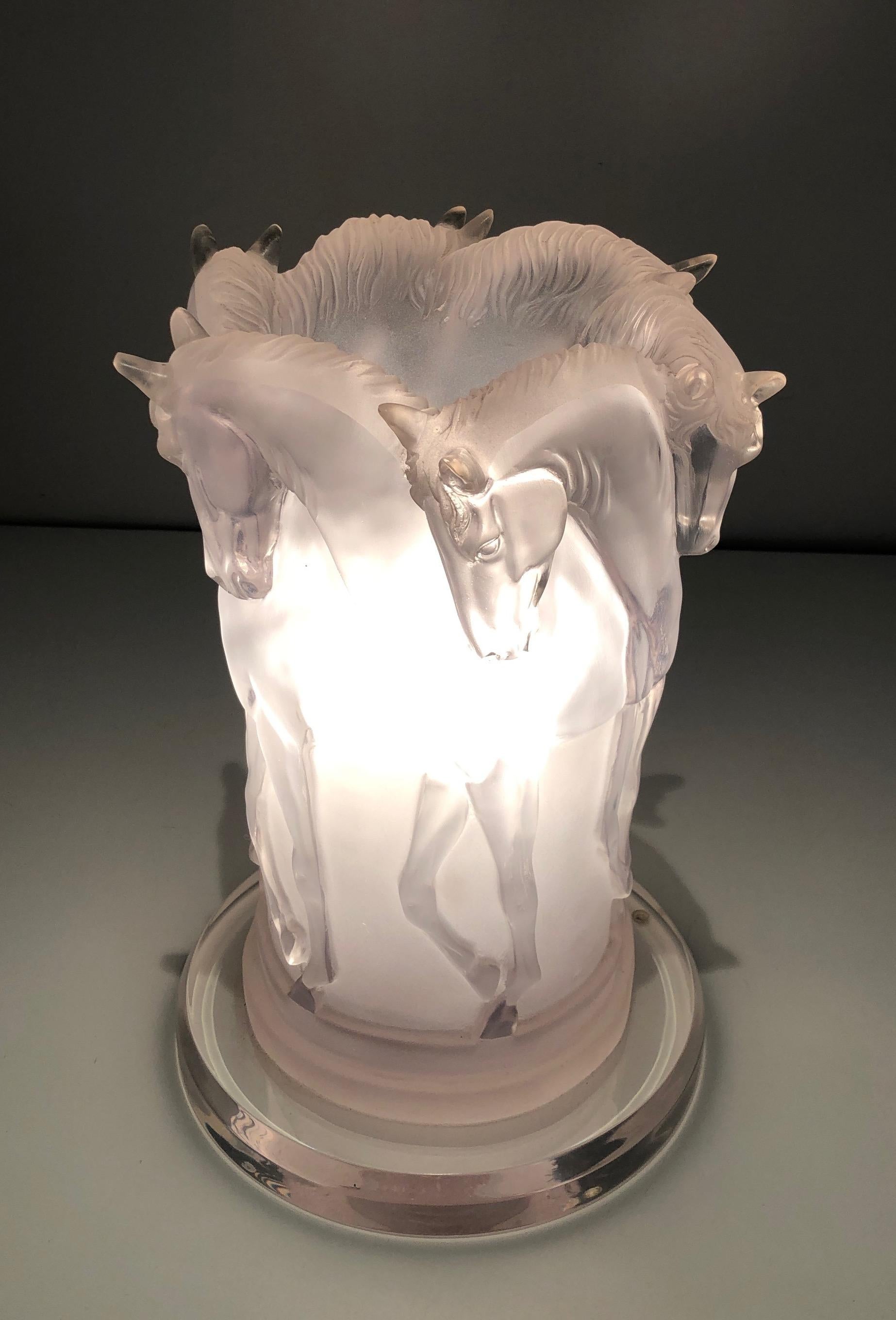 Lucite Horses Table Lamp, French Work, in the Style of Maison Lalique, 1970's For Sale 4