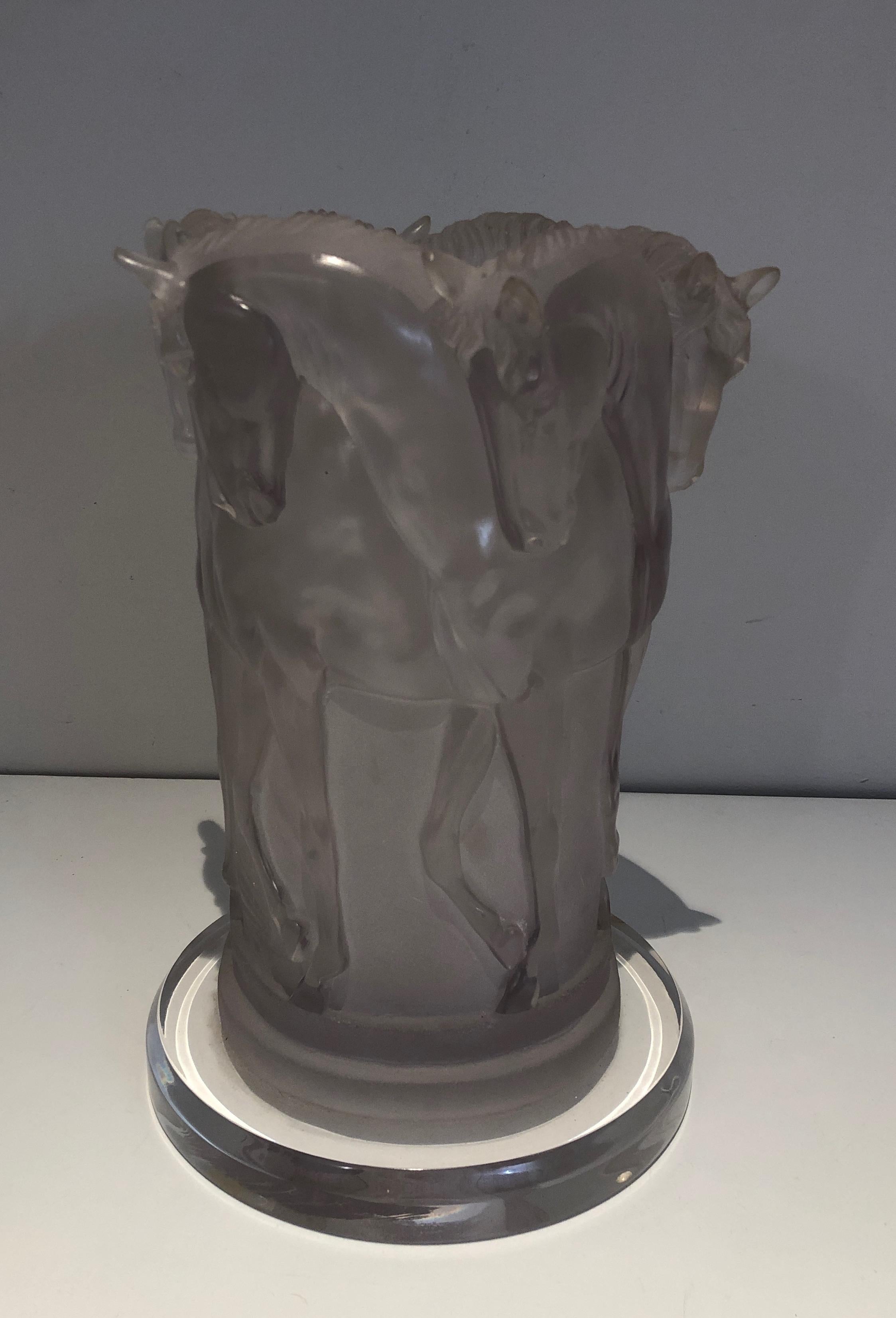 Lucite Horses Table Lamp, French Work, in the Style of Maison Lalique, 1970's For Sale 6