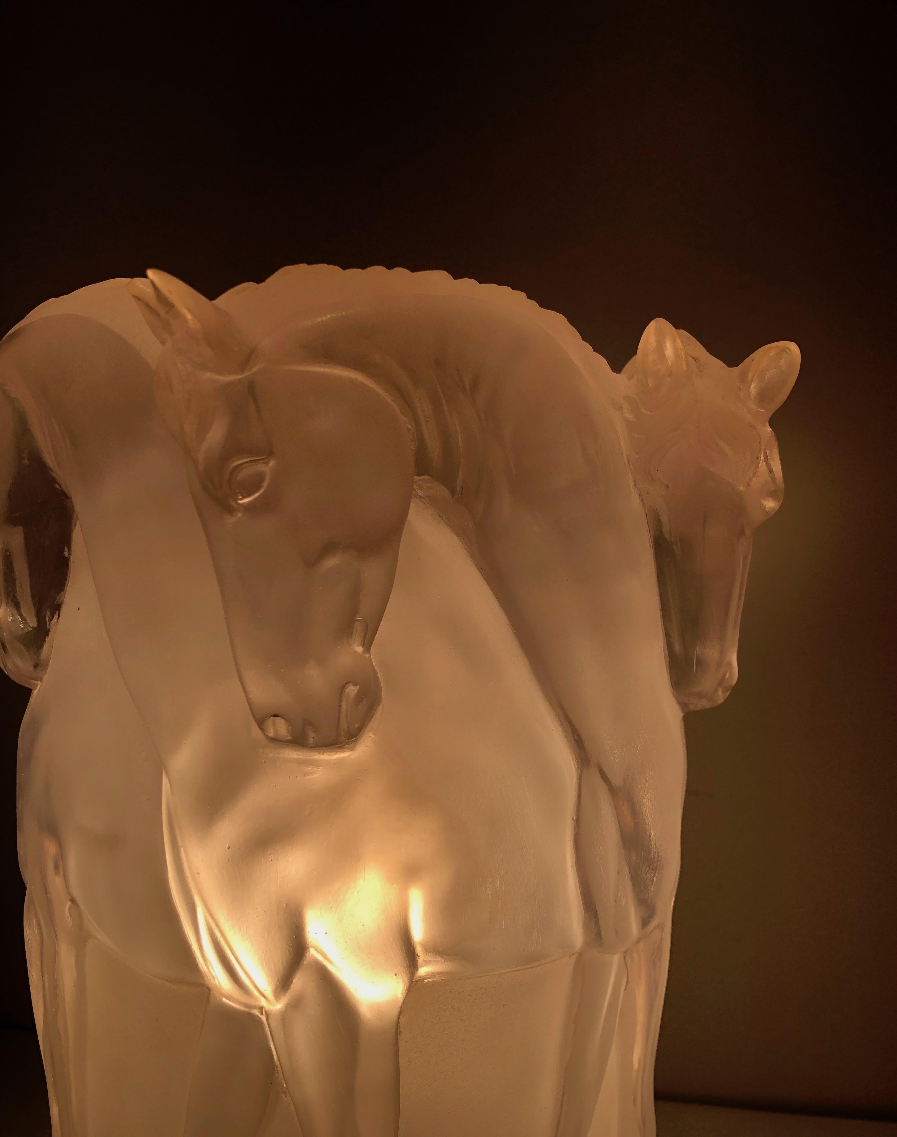 Late 20th Century Lucite Horses Table Lamp, French Work, in the Style of Maison Lalique, 1970's For Sale