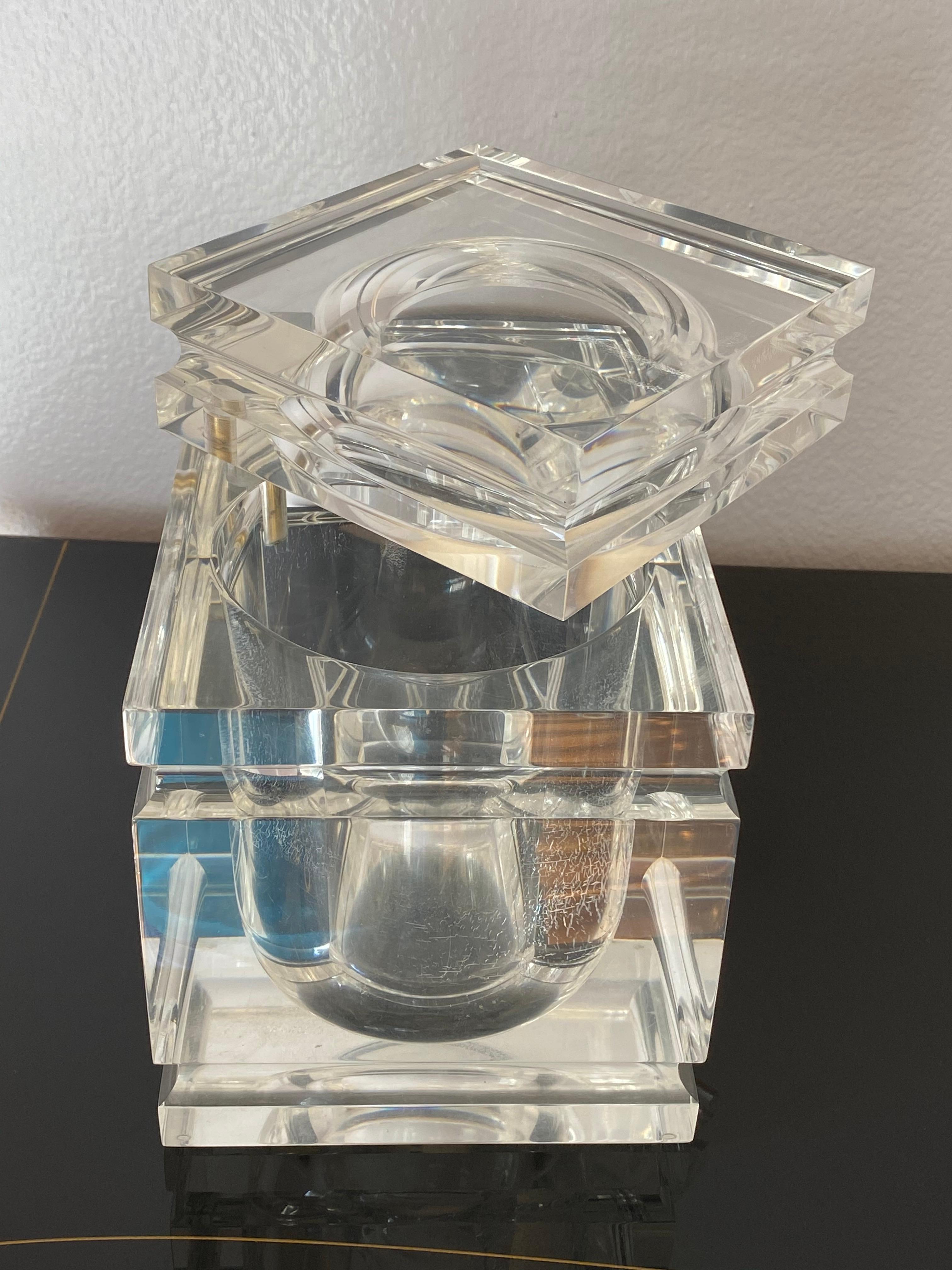 Lucite Ice Bucket In Good Condition In North Hollywood, CA