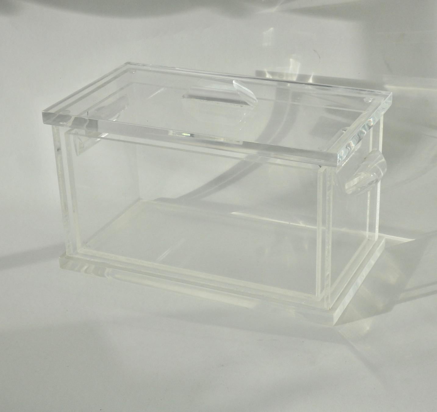 Late 20th Century Lucite Ice Bucket with Removable Liner For Sale