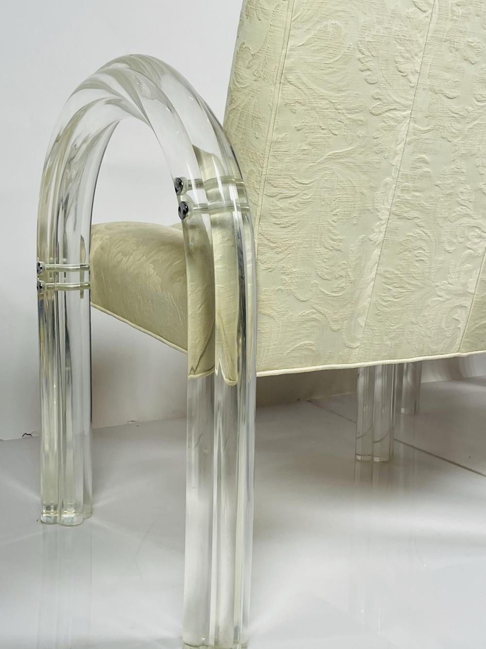 Fauteuil de salon et pouf en Lucite de Charles Hollis Jones, collection Waterfall en vente 6