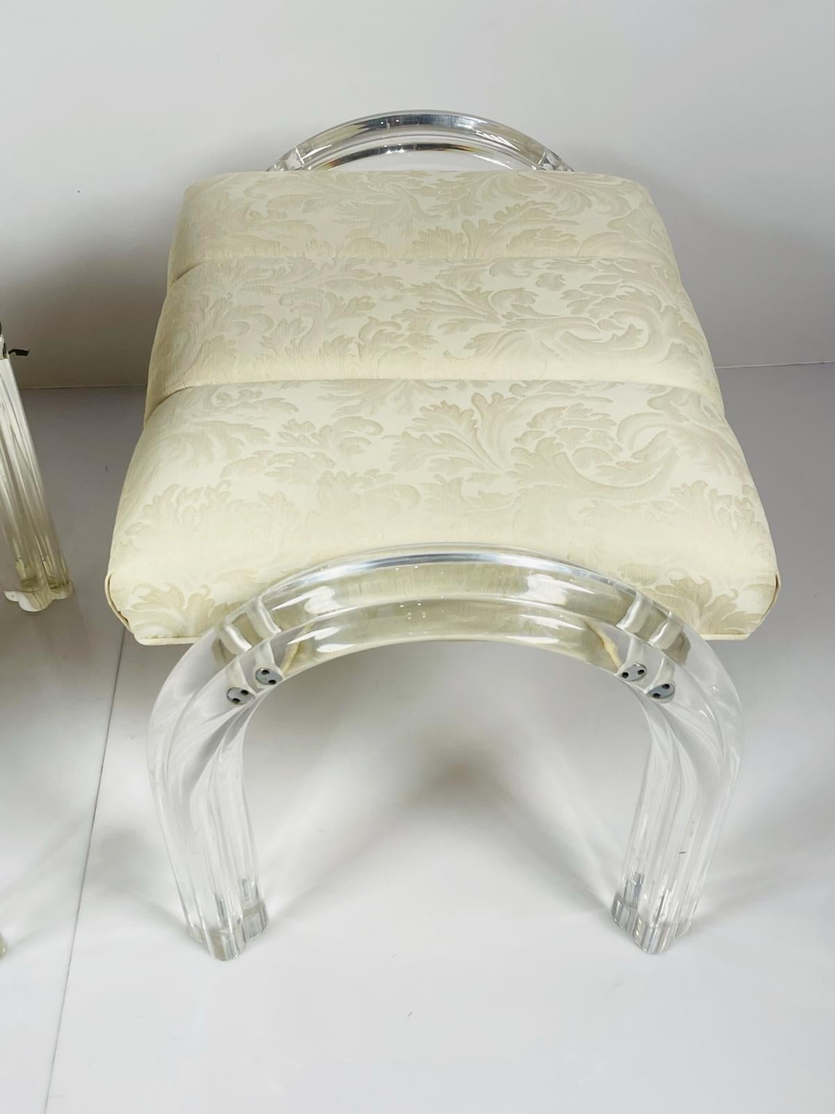 Fauteuil de salon et pouf en Lucite de Charles Hollis Jones, collection Waterfall en vente 7