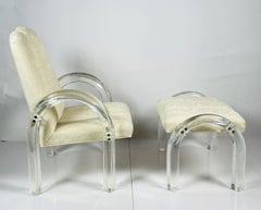 Fauteuil de salon et pouf en Lucite de Charles Hollis Jones, collection Waterfall