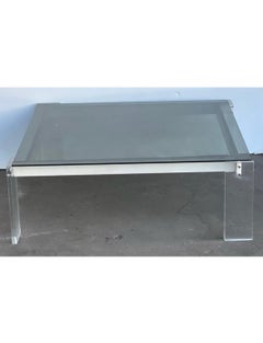 Lucite Mid-Century Modern Italian Coffee Table