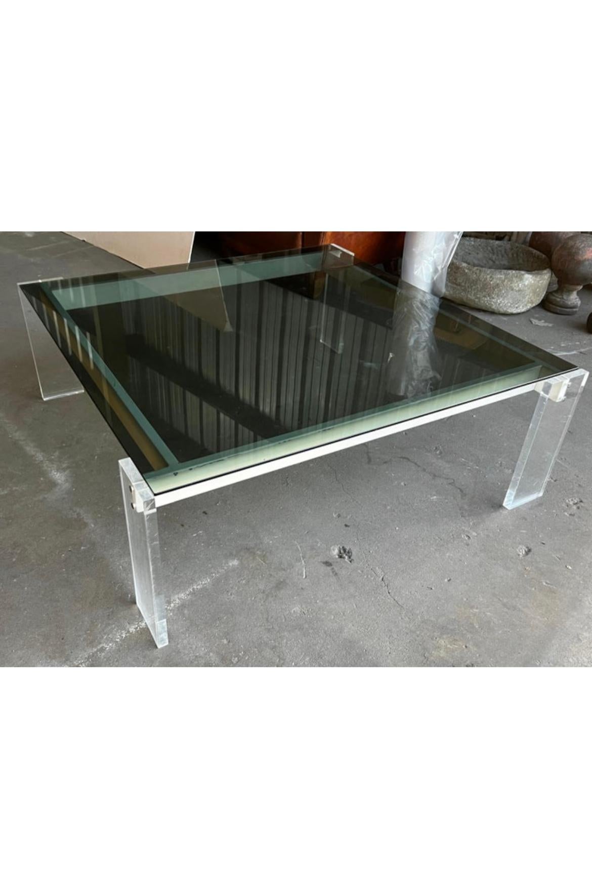 Glass Lucite Mid-Century Modern Italian Coffee Table For Sale