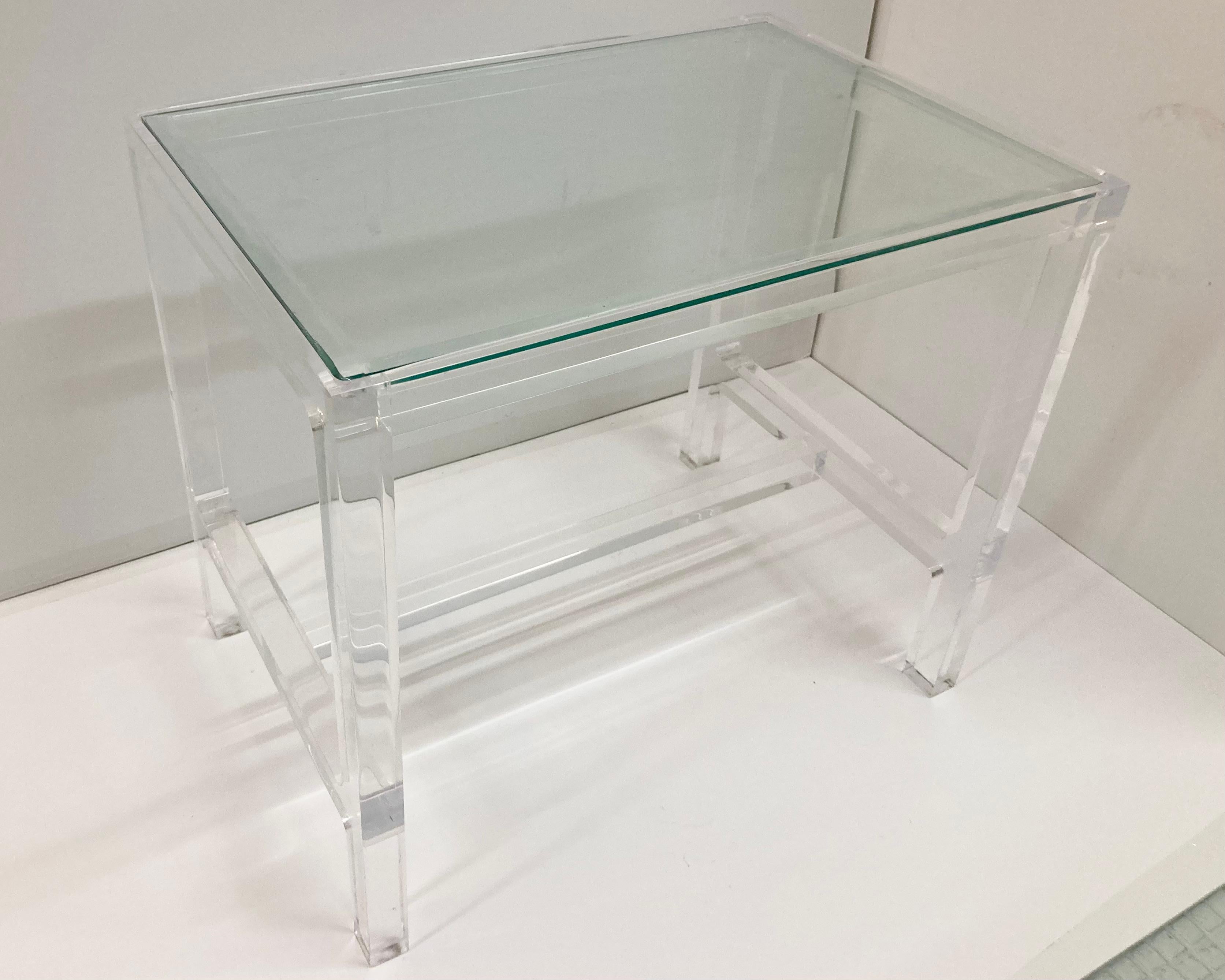 Lucite Modern Cocktail Table With Glass Inset Top In Good Condition For Sale In Los Angeles, CA