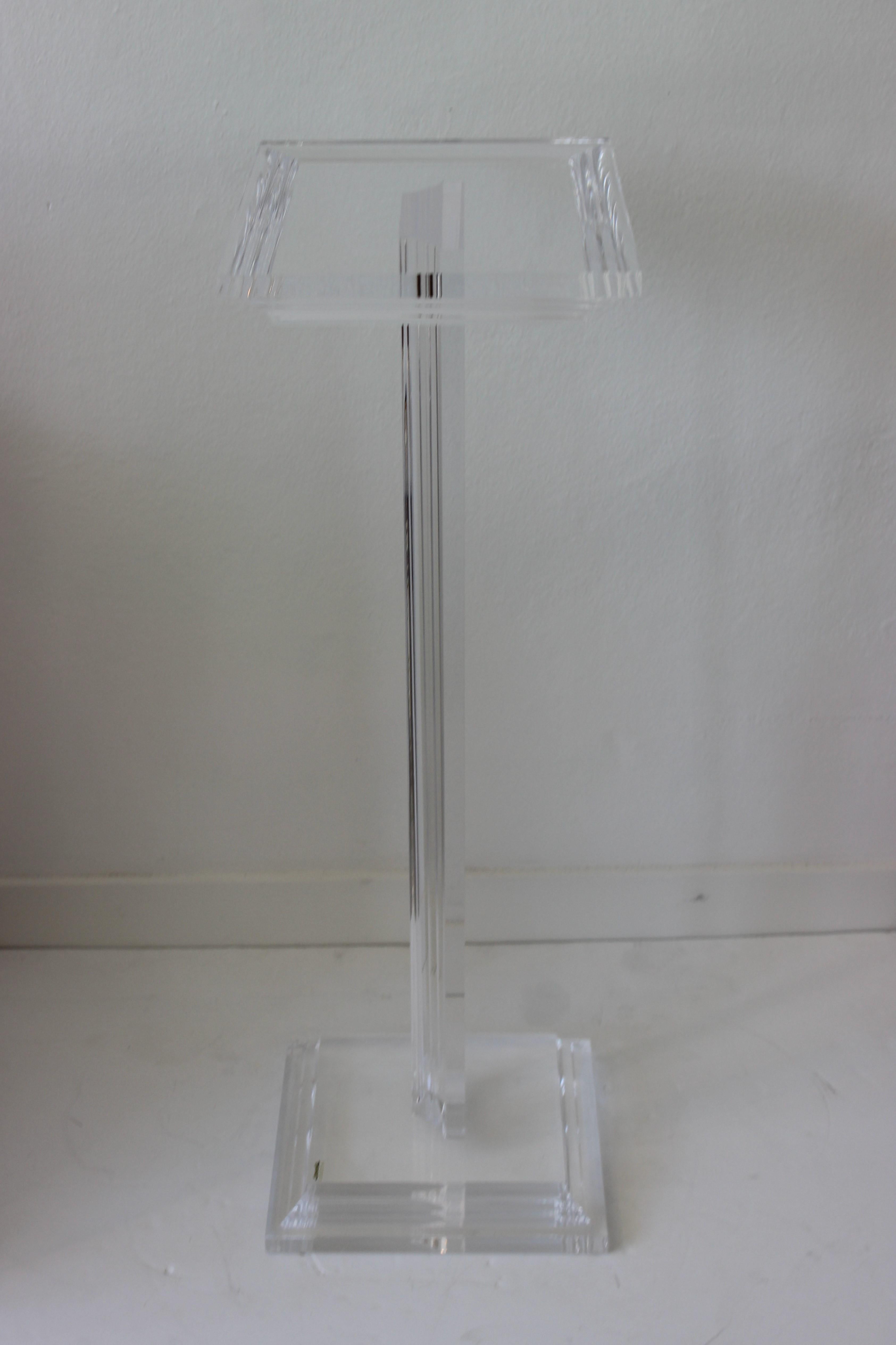 20th Century Lucite Pedestal by Haziza
