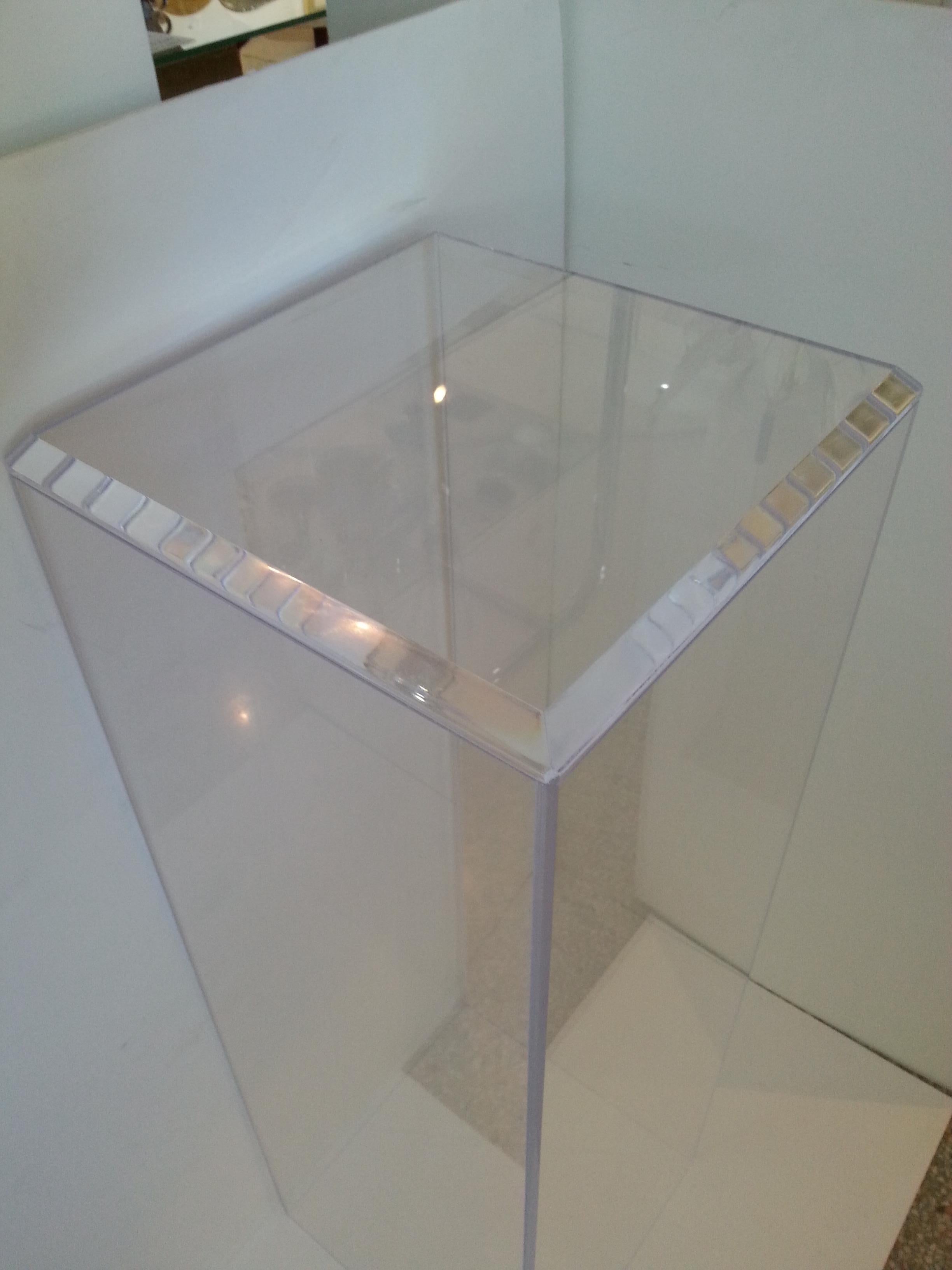 (One) Lucite Pedestal with a Beveled Edge 1