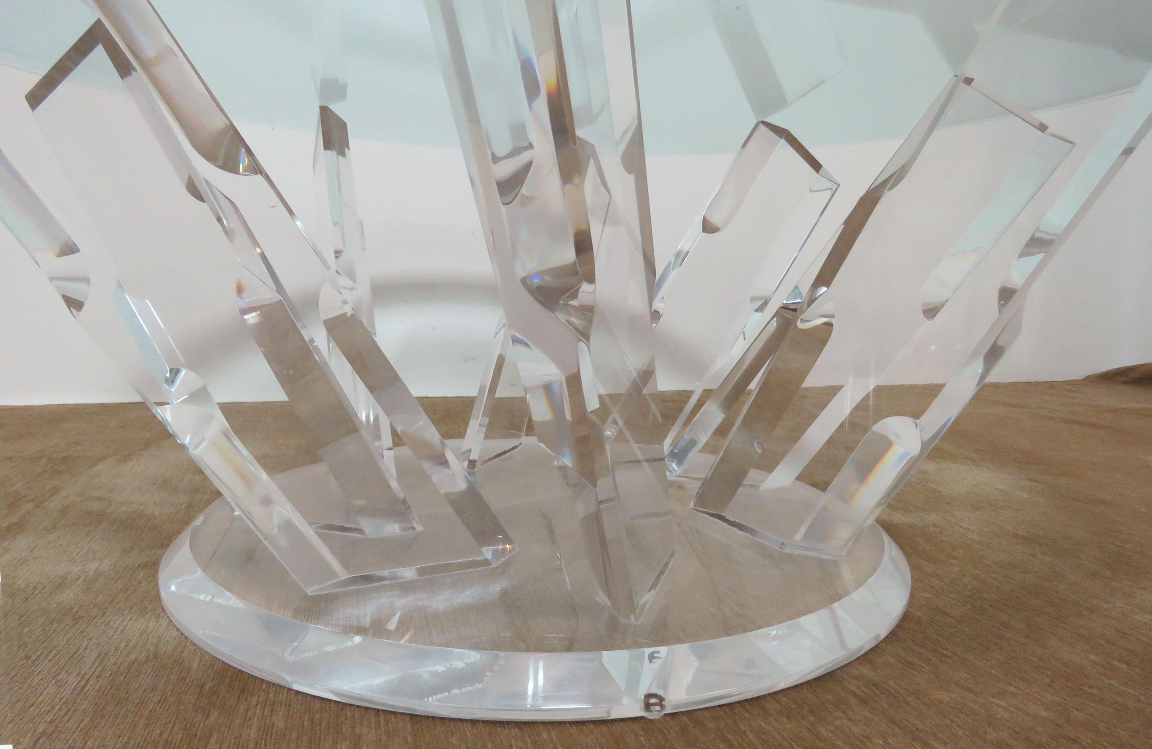 Late 20th Century Lucite Pinwheel Form Coffee Table, circa 1980s