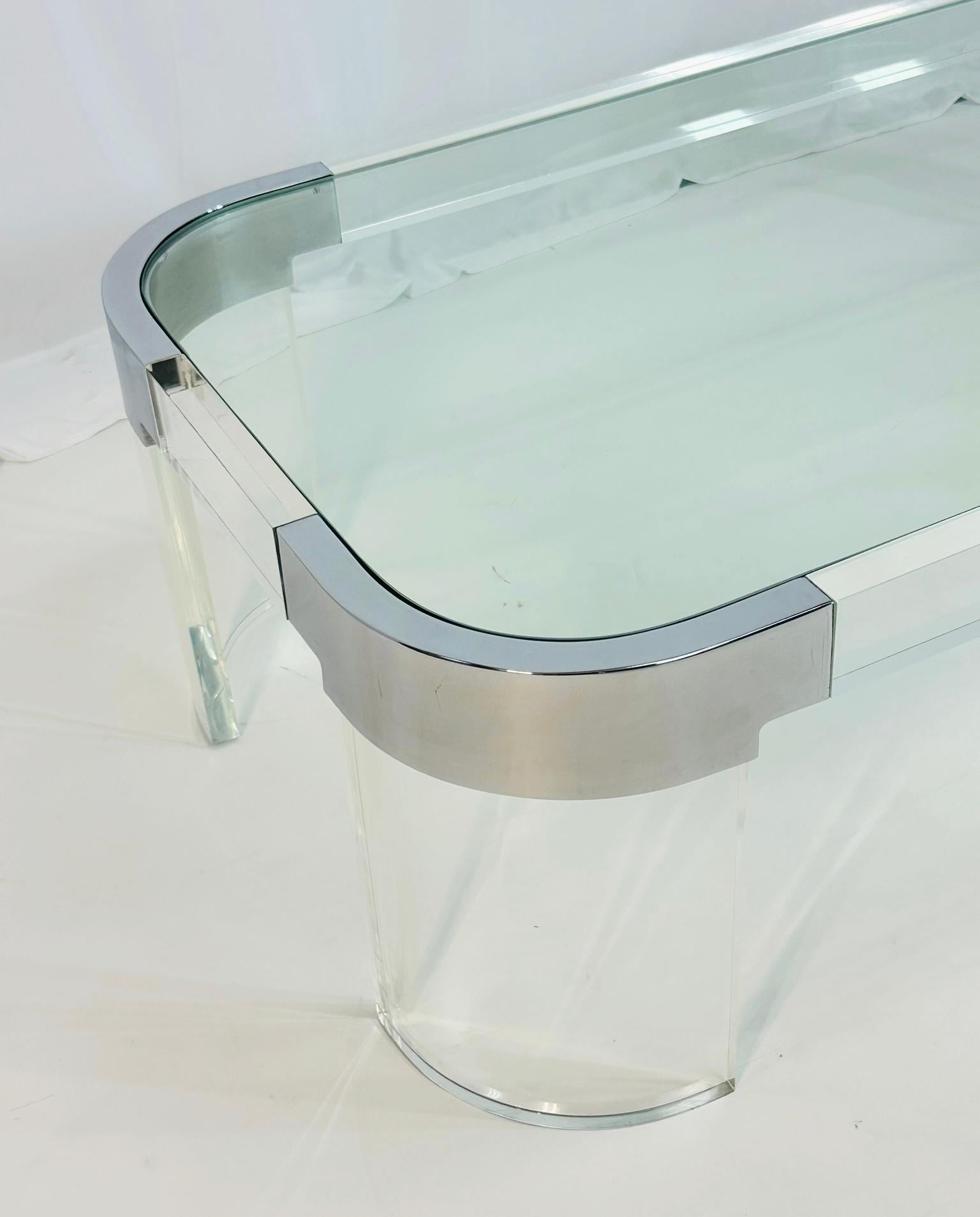 Table basse en Lucite et nickel poli par Charles Hollis Jones en vente 10