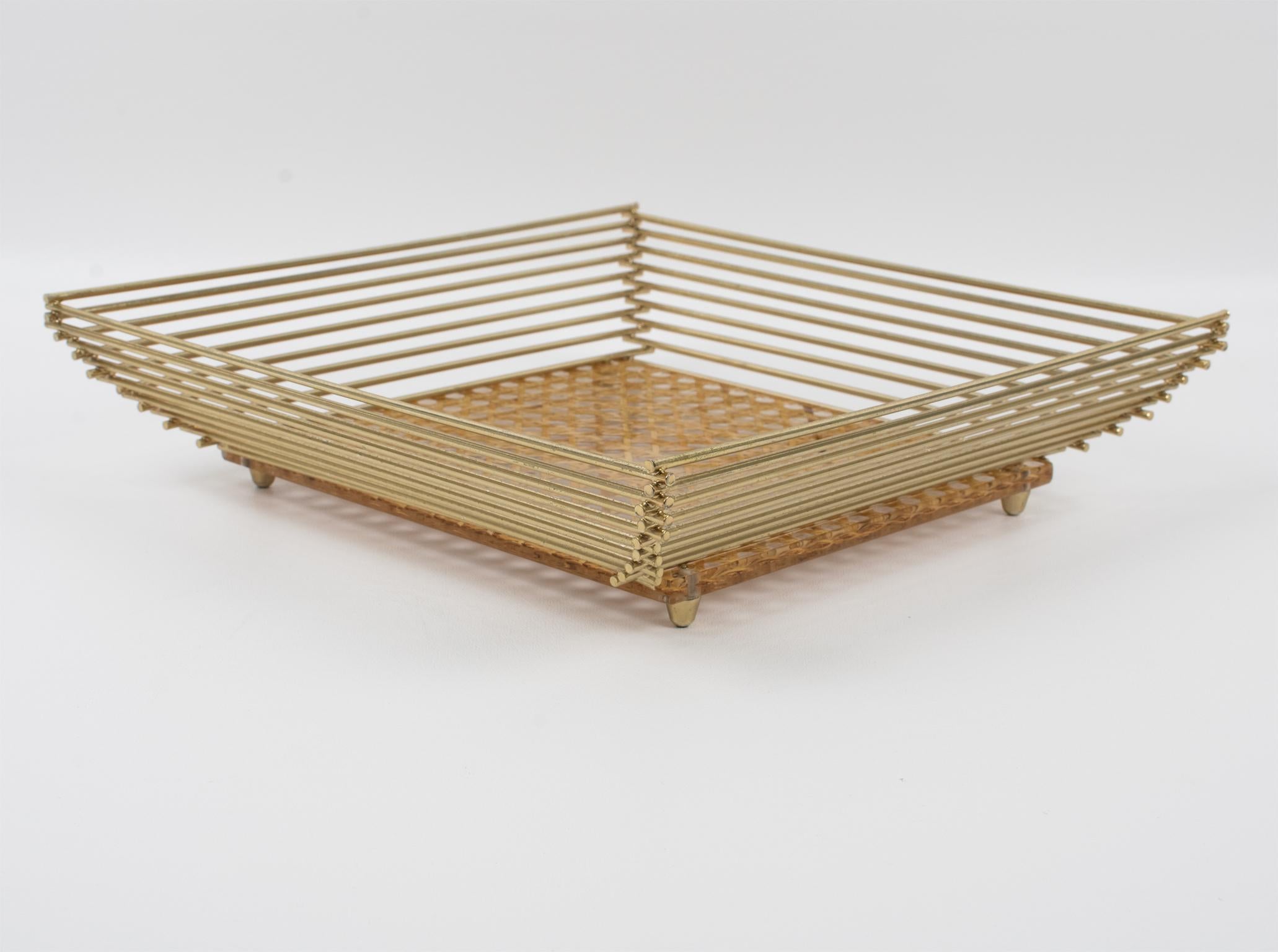 Lucite, Rattan or Wicker and Brass Barware Serving Tray, Italy 1970s For Sale 2