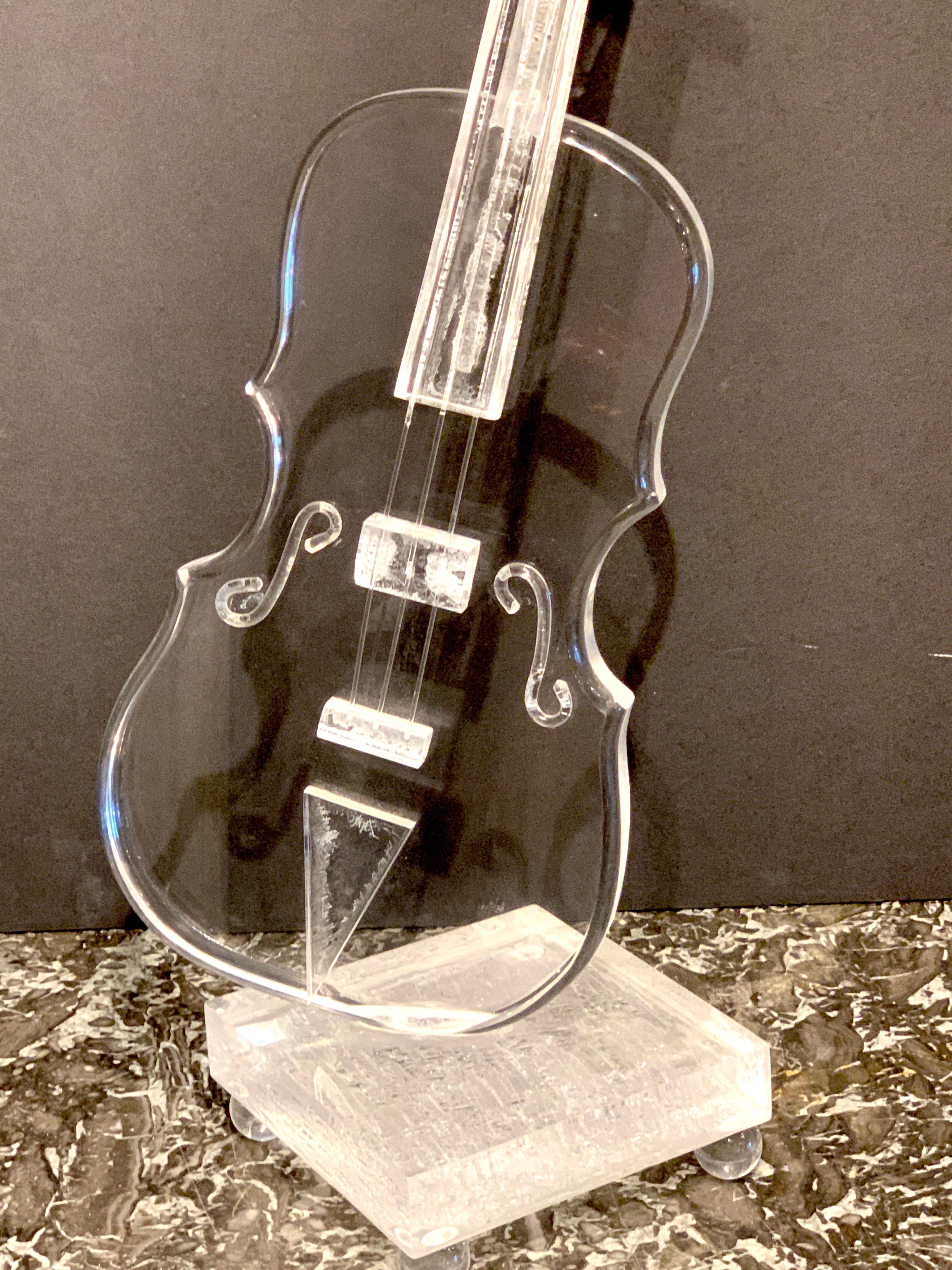 Lucite Sculpture of a Violin, in the Style Armand In Good Condition In West Palm Beach, FL