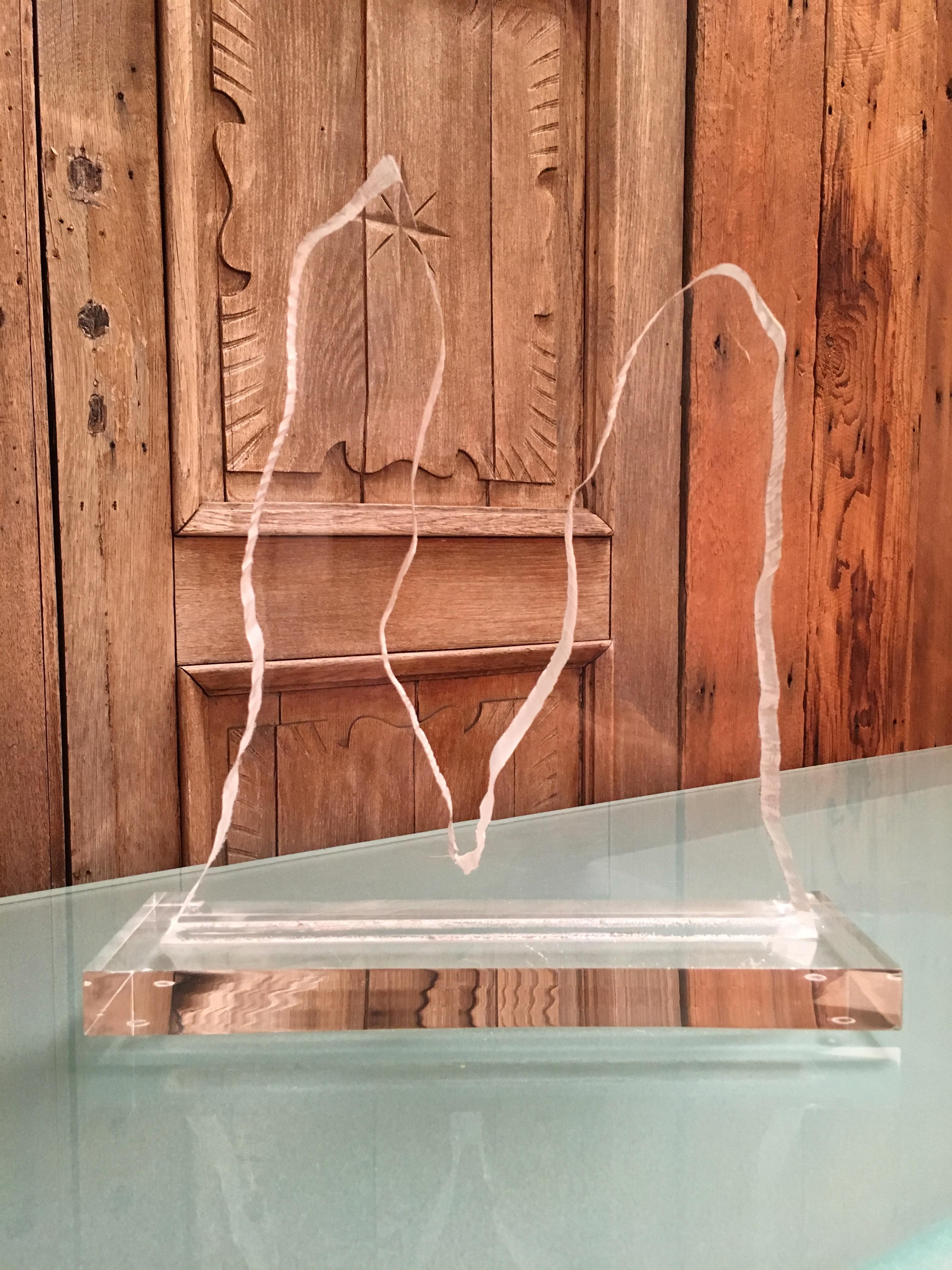 Lucite Sculpture Signed Vaham 88 For Sale 1