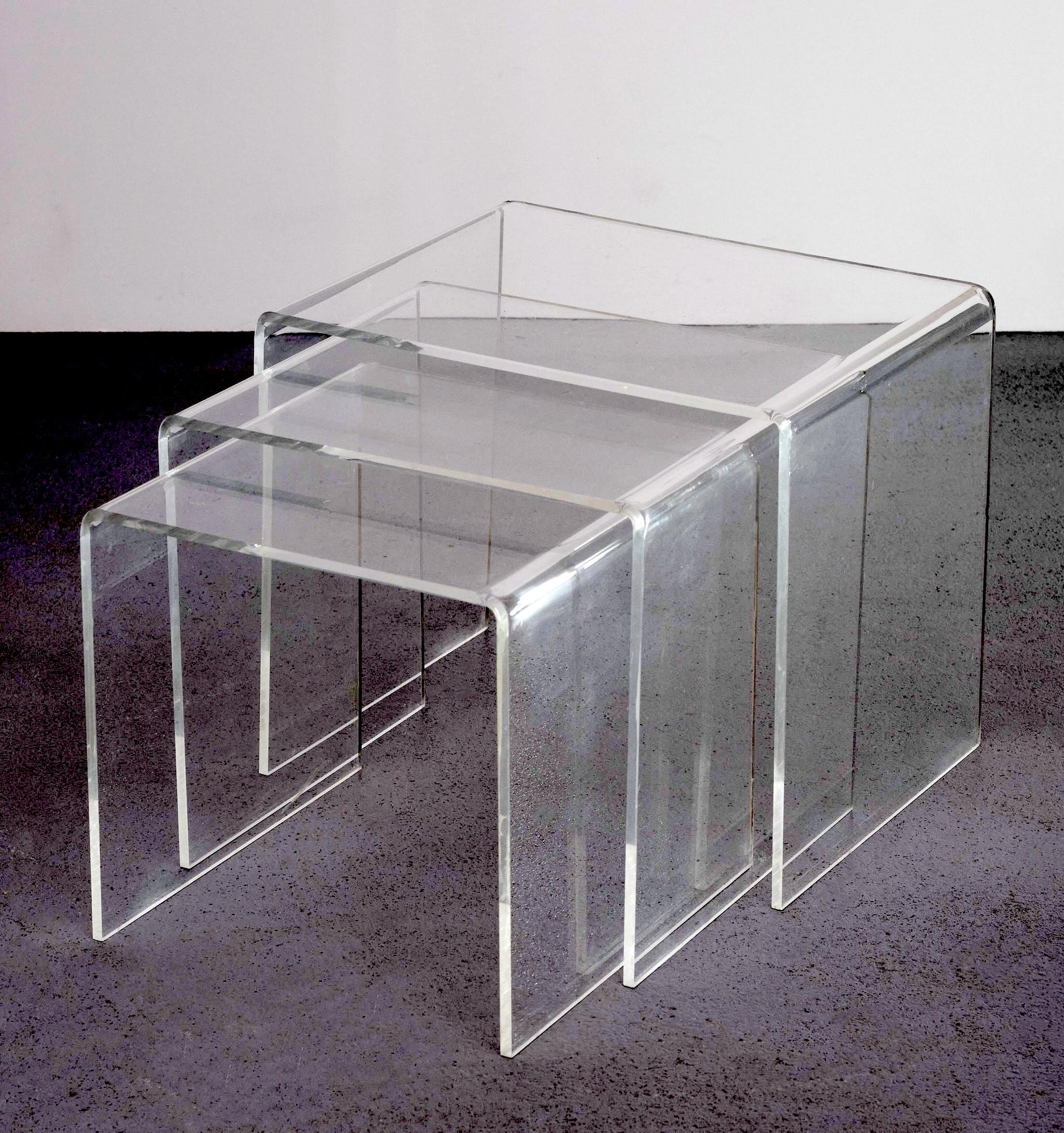 Lucite Set Nesting Tables, 1970s, France For Sale 8