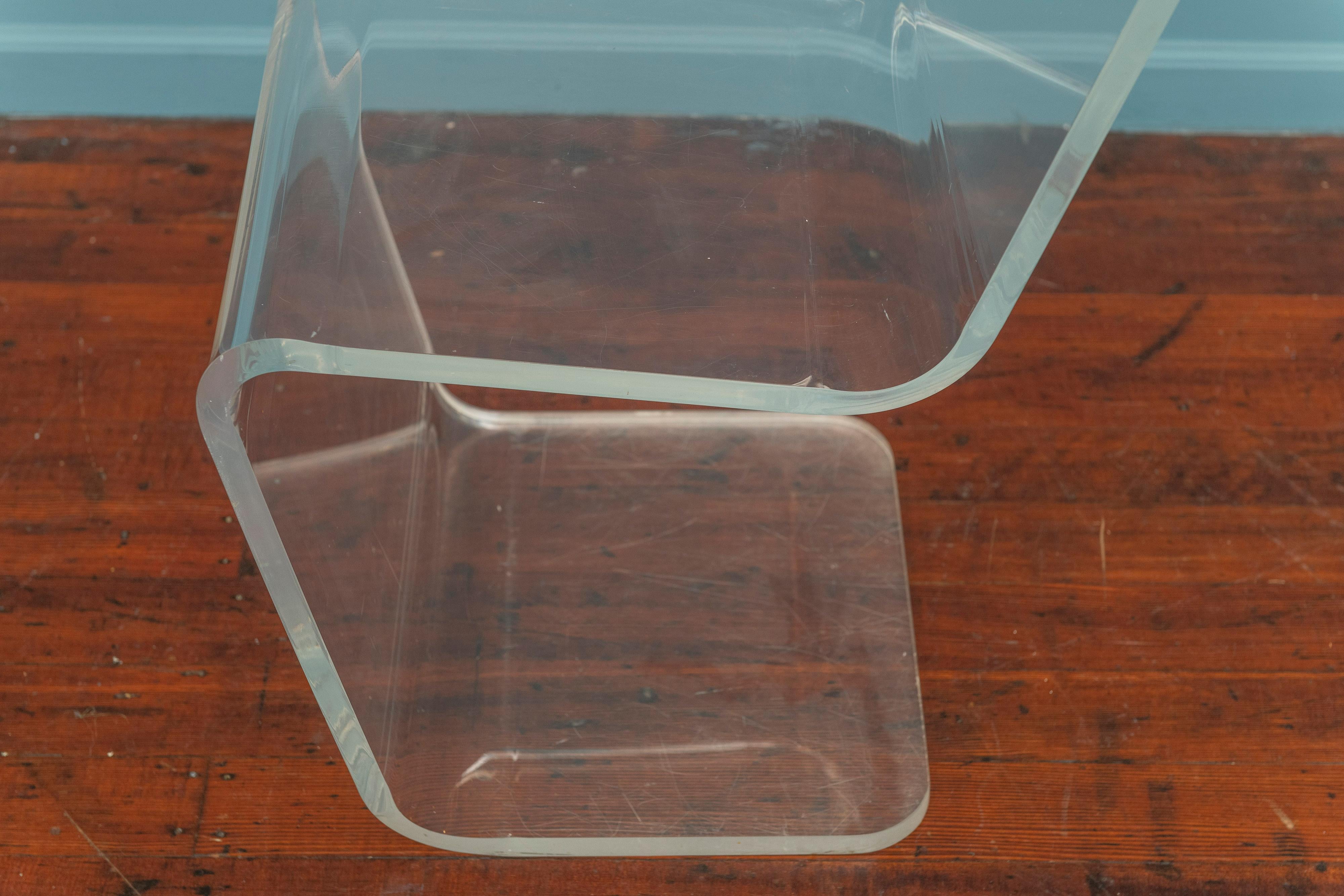 Fine XX secolo Sedia laterale in lucite in vendita