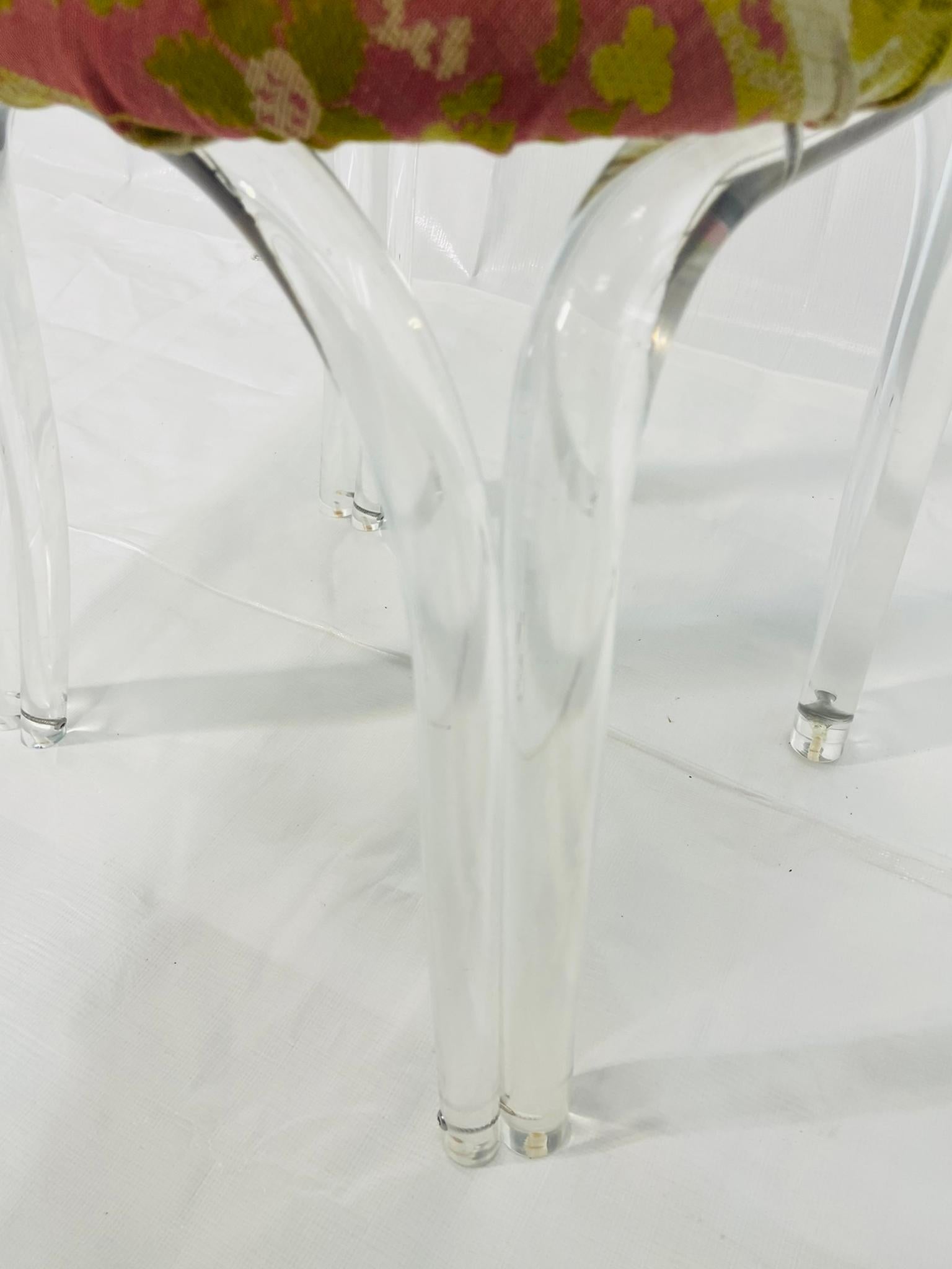 Chaise d'appoint en lucite dans le style de Dorothy Thorpe, États-Unis, années 1950 en vente 5