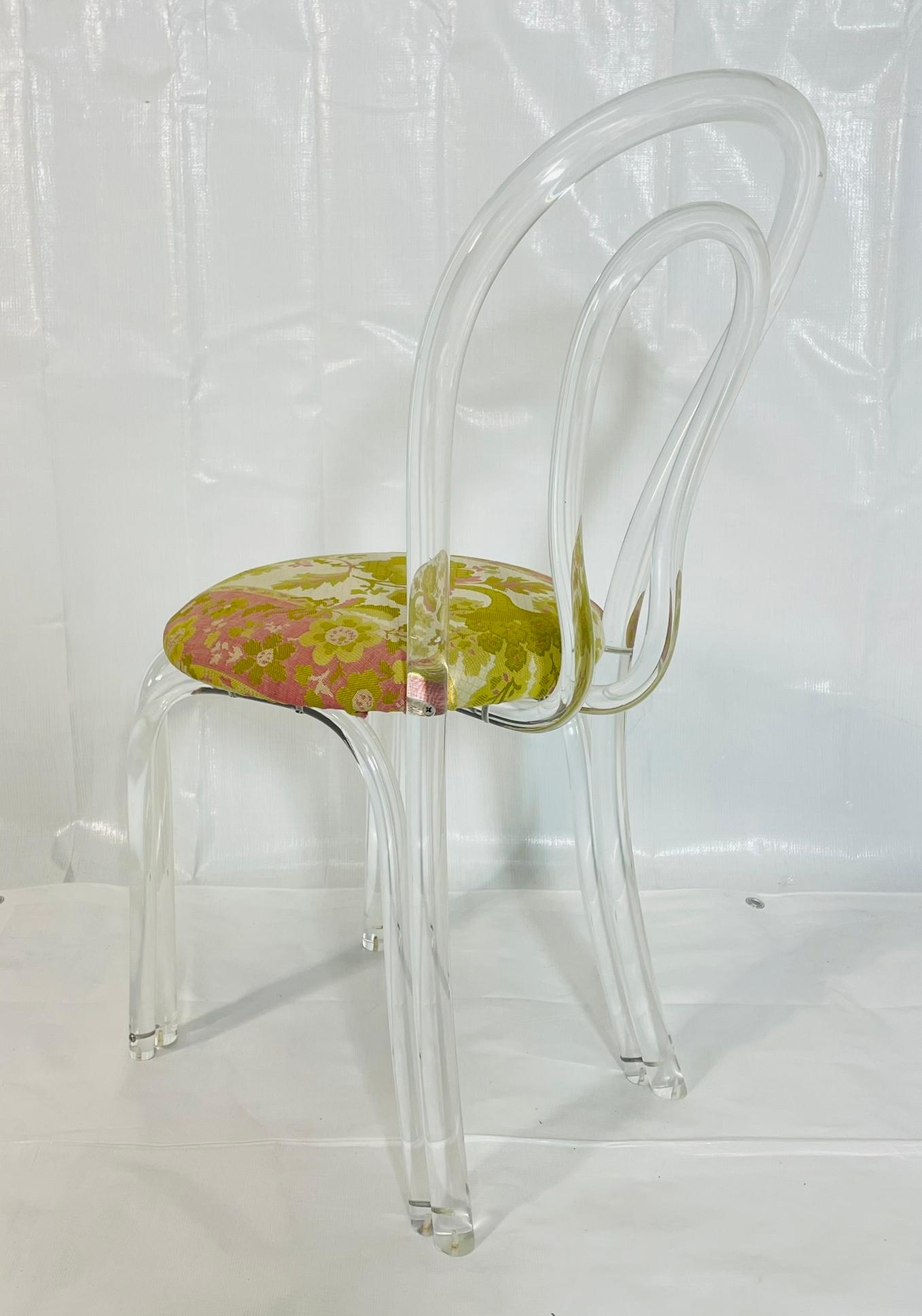 Style Adam Chaise d'appoint en lucite dans le style de Dorothy Thorpe, États-Unis, années 1950 en vente