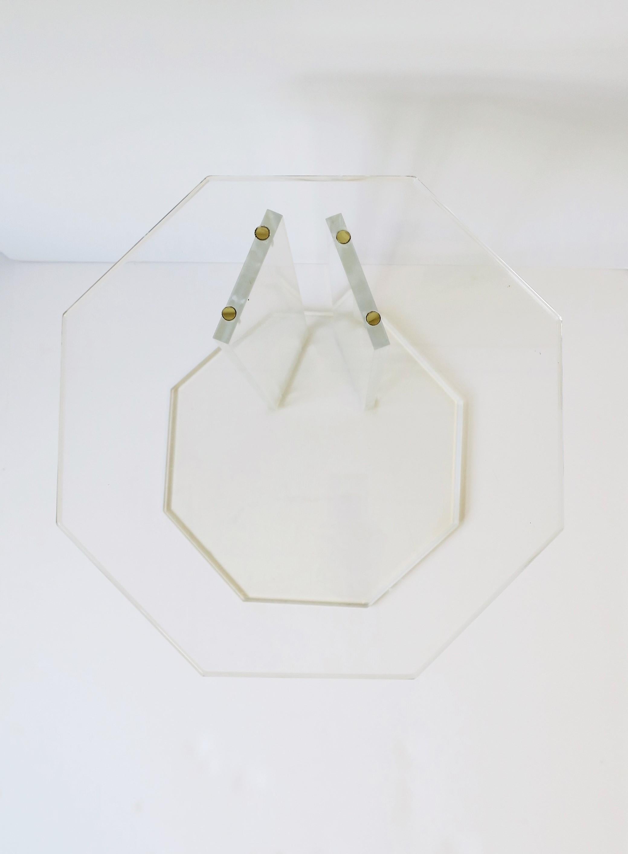 Lucite Drinks Table For Sale 7