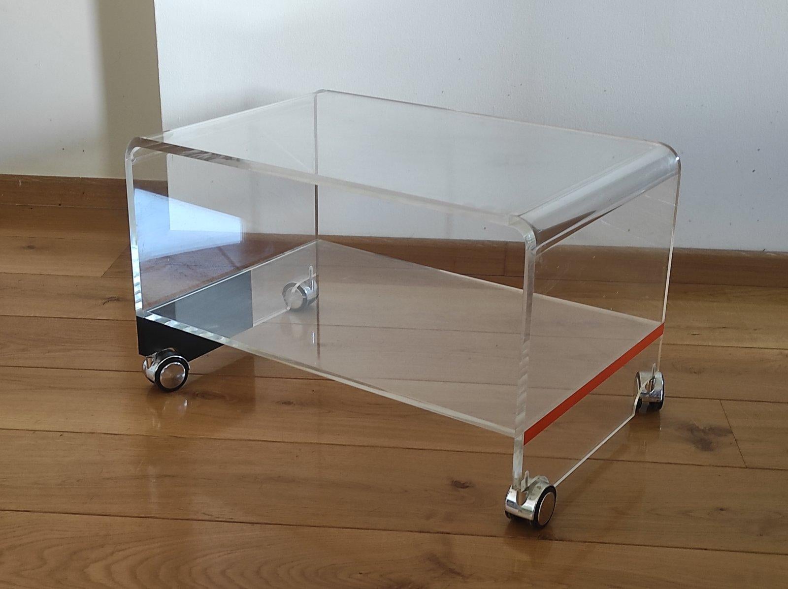 Lucite Side Table Trolley Italy 1970s For Sale 6