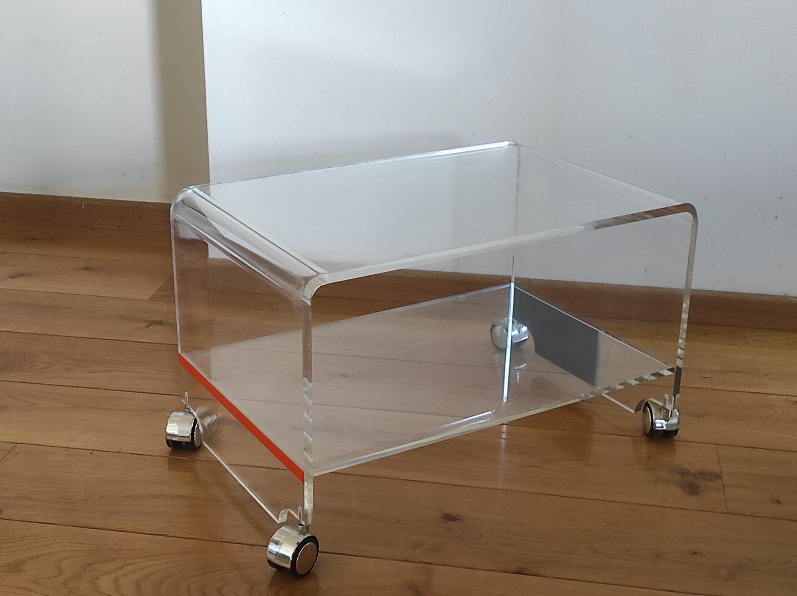 Late 20th Century Lucite Side Table Trolley Italy 1970s For Sale