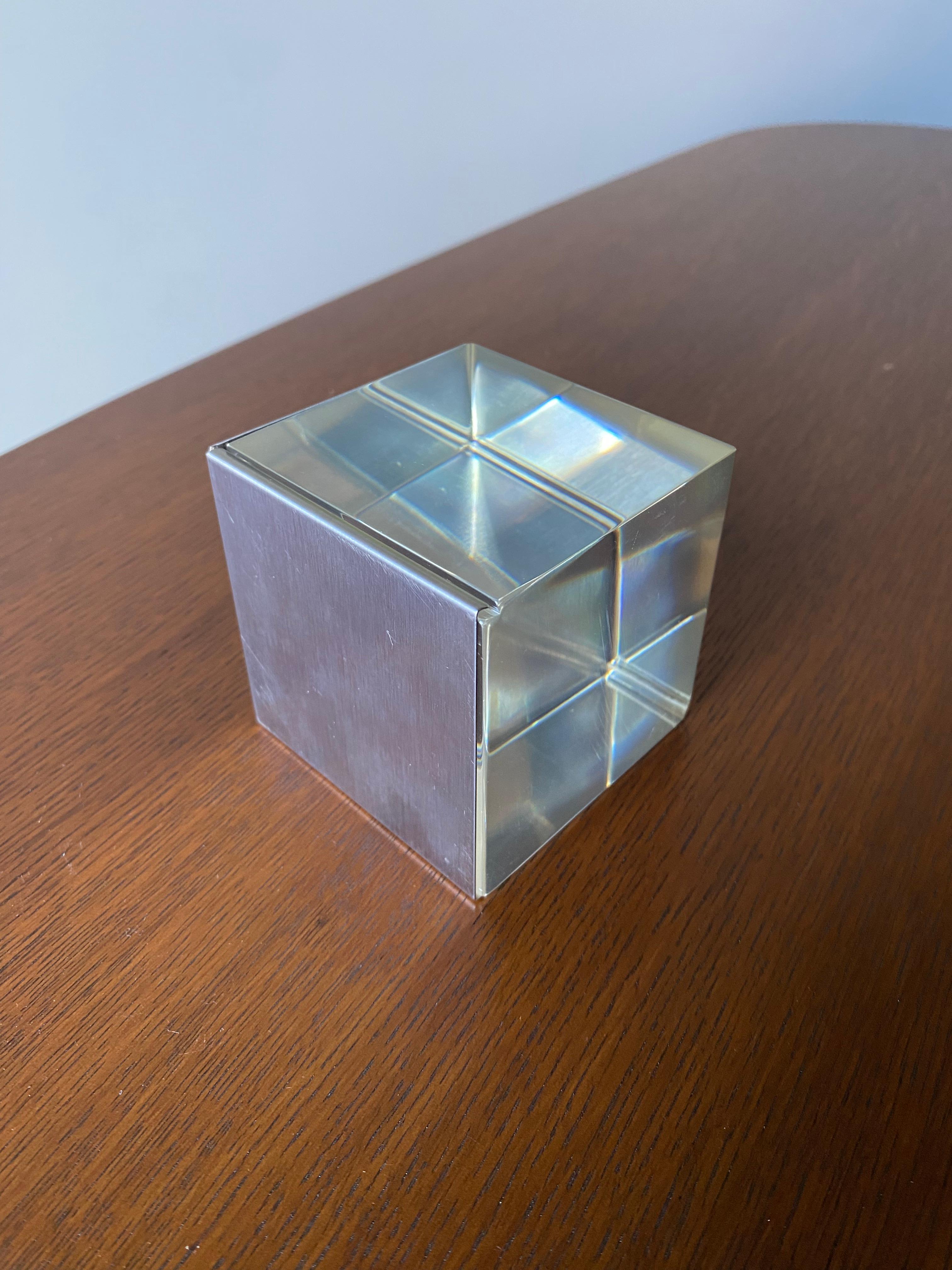 Lucite & Stainless Steel Cube Op Art Prism Photo Frame in the style of Bob Cornell, 20th Century.  This piece also works nicely as a sculpture or paper weight.  