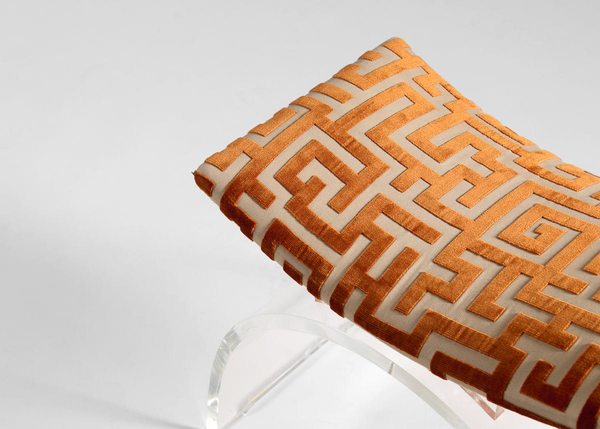 Américain Tabouret en Lucite avec coussin, États-Unis, 20ème siècle en vente