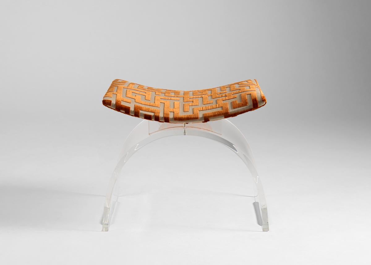 20ième siècle Tabouret en Lucite avec coussin, États-Unis, 20ème siècle en vente