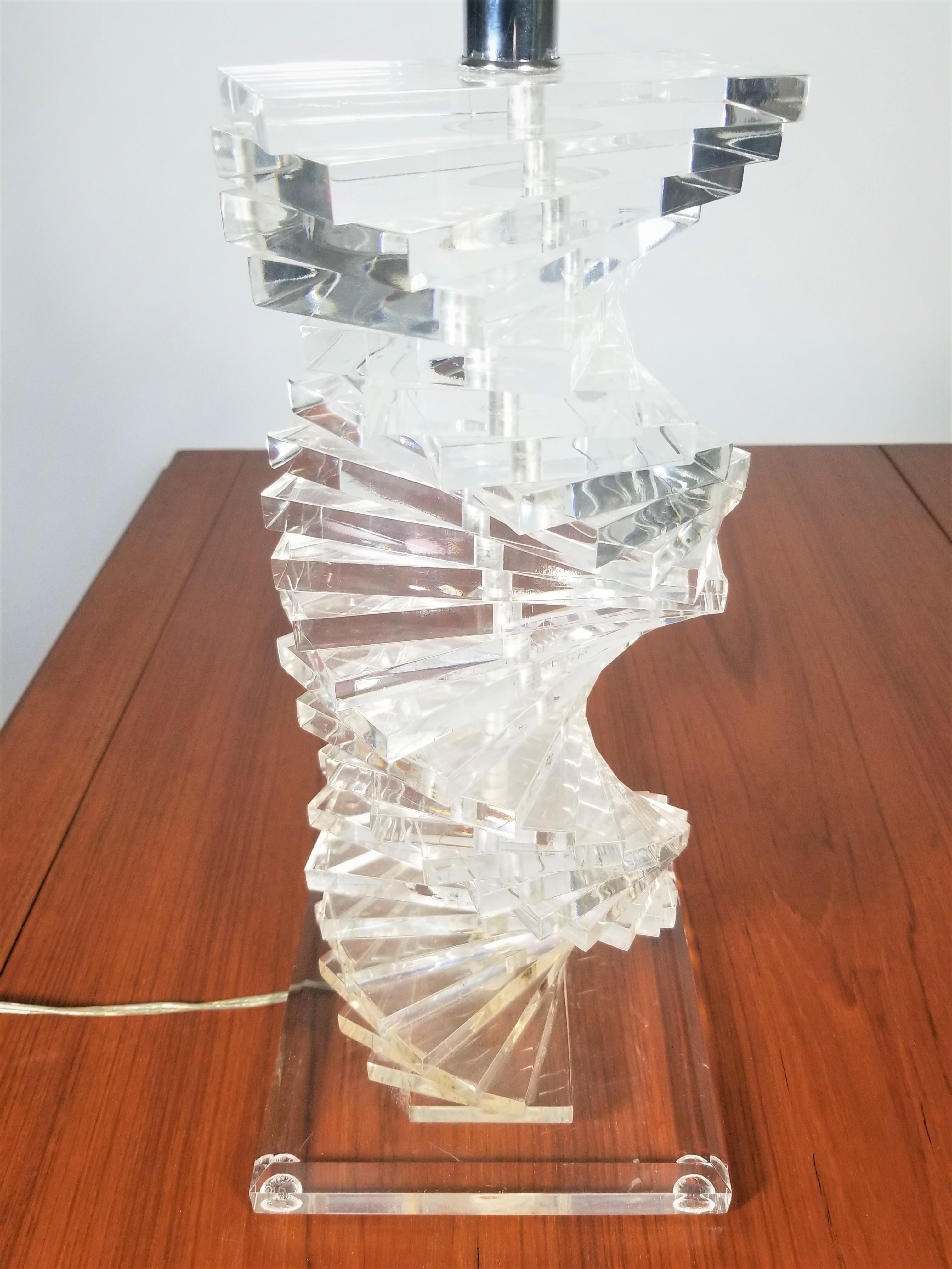 Lucite Table Lamp For Sale 3
