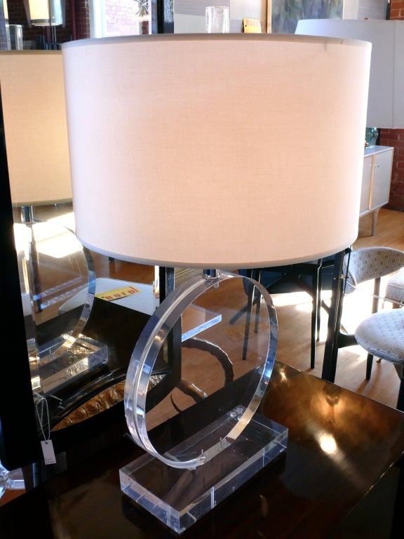 North American Lucite Table Lamp in the Manner of Karl Springer