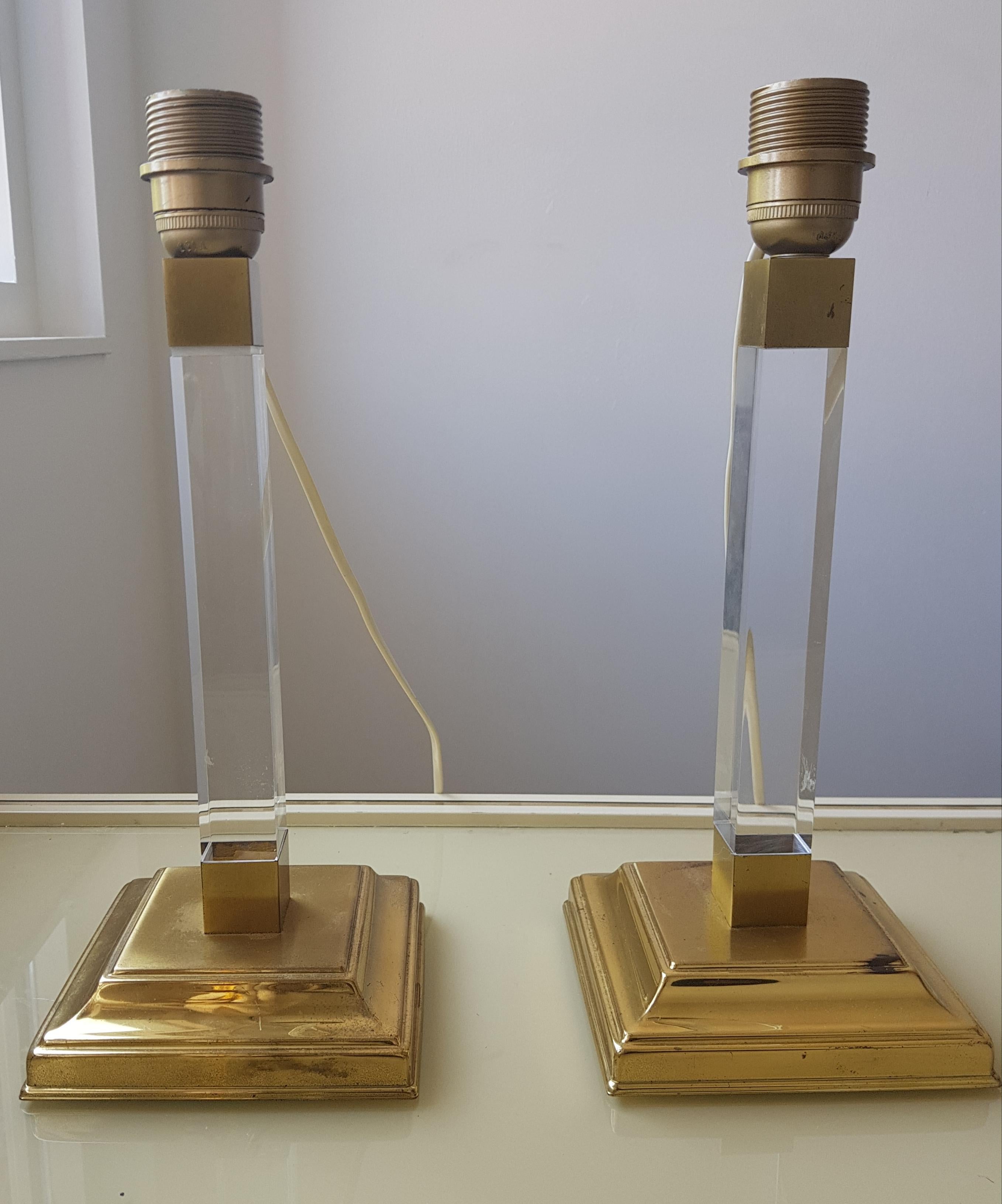 Italian  Vintage Hollywood Regency Lucite Table Lamps  1970s For Sale