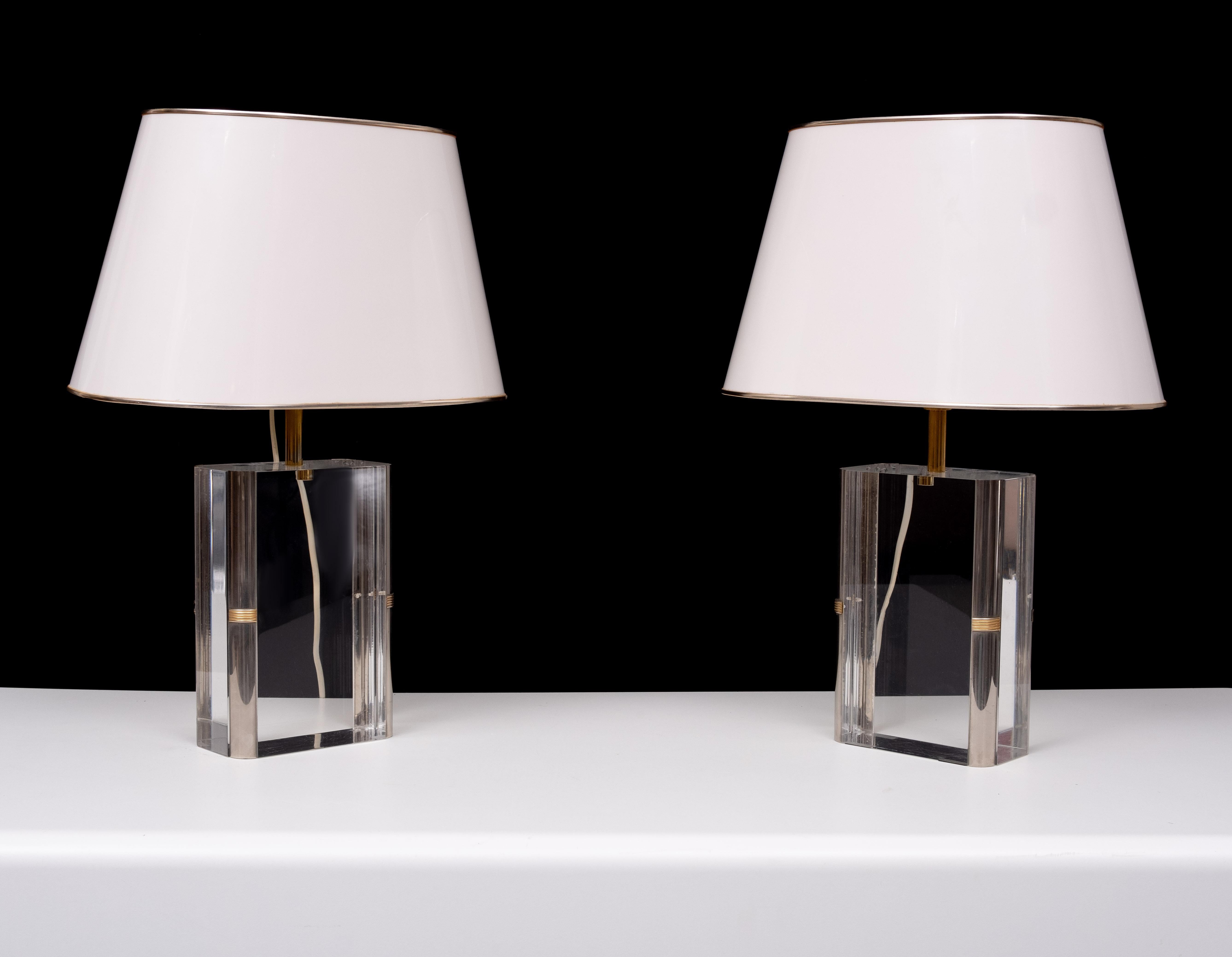 Lucite Table lamps Hollywood Regency 1970s Italy  For Sale 12