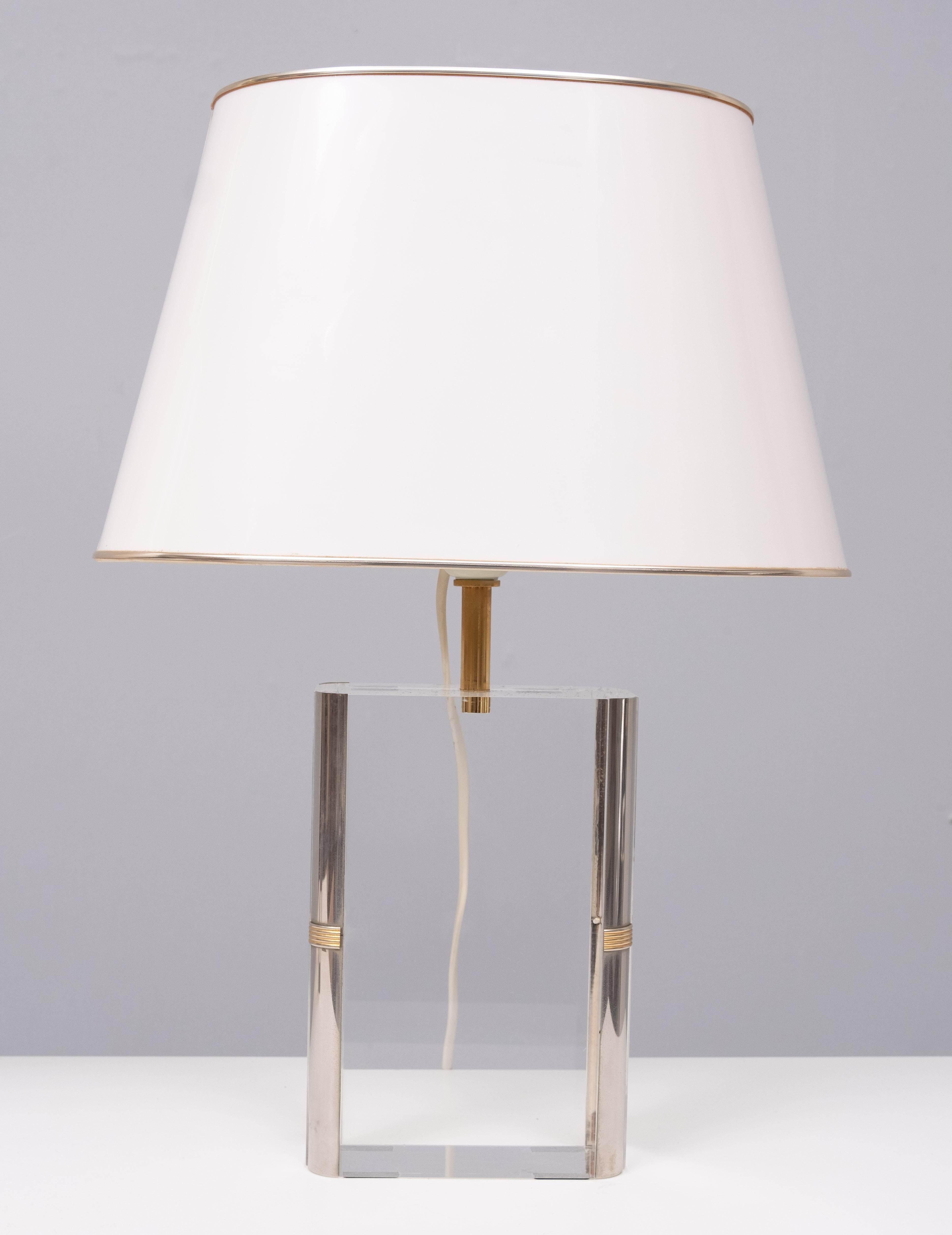 Italian Lucite Table lamps Hollywood Regency 1970s Italy  For Sale