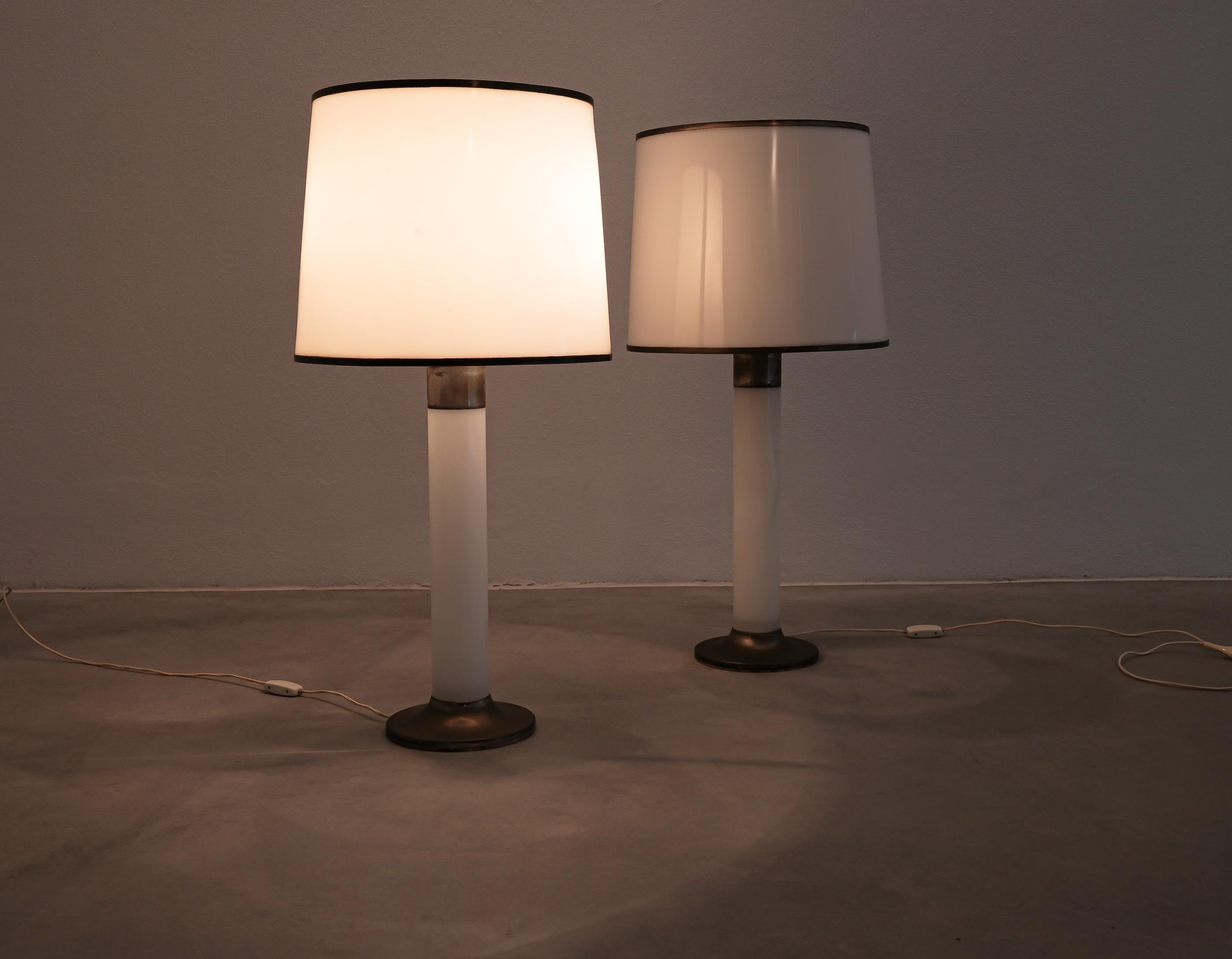 Late 20th Century Lucite Table or Floor Lamp Giants White Perspex, Brass, Italy Mid-Century 1950s For Sale