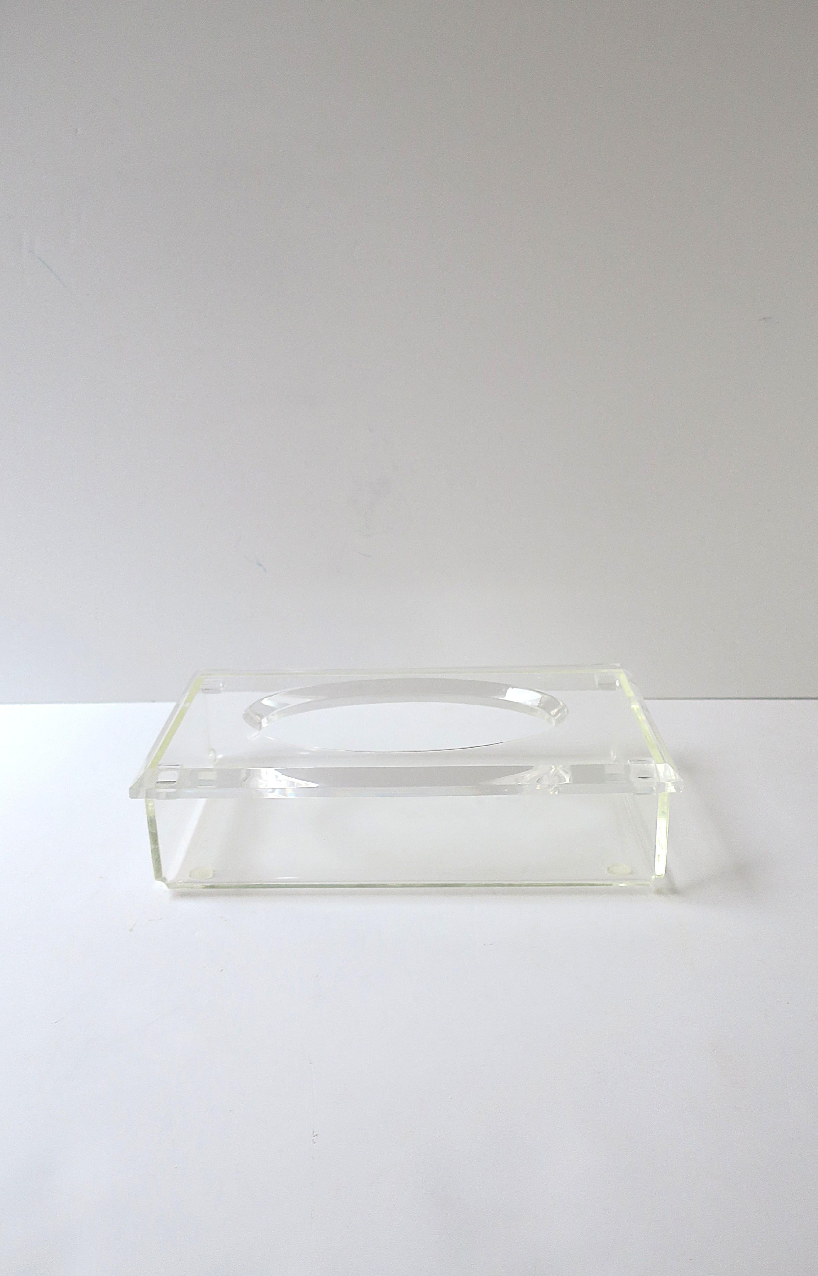 Lucite Portafazzoletti in lucite in vendita