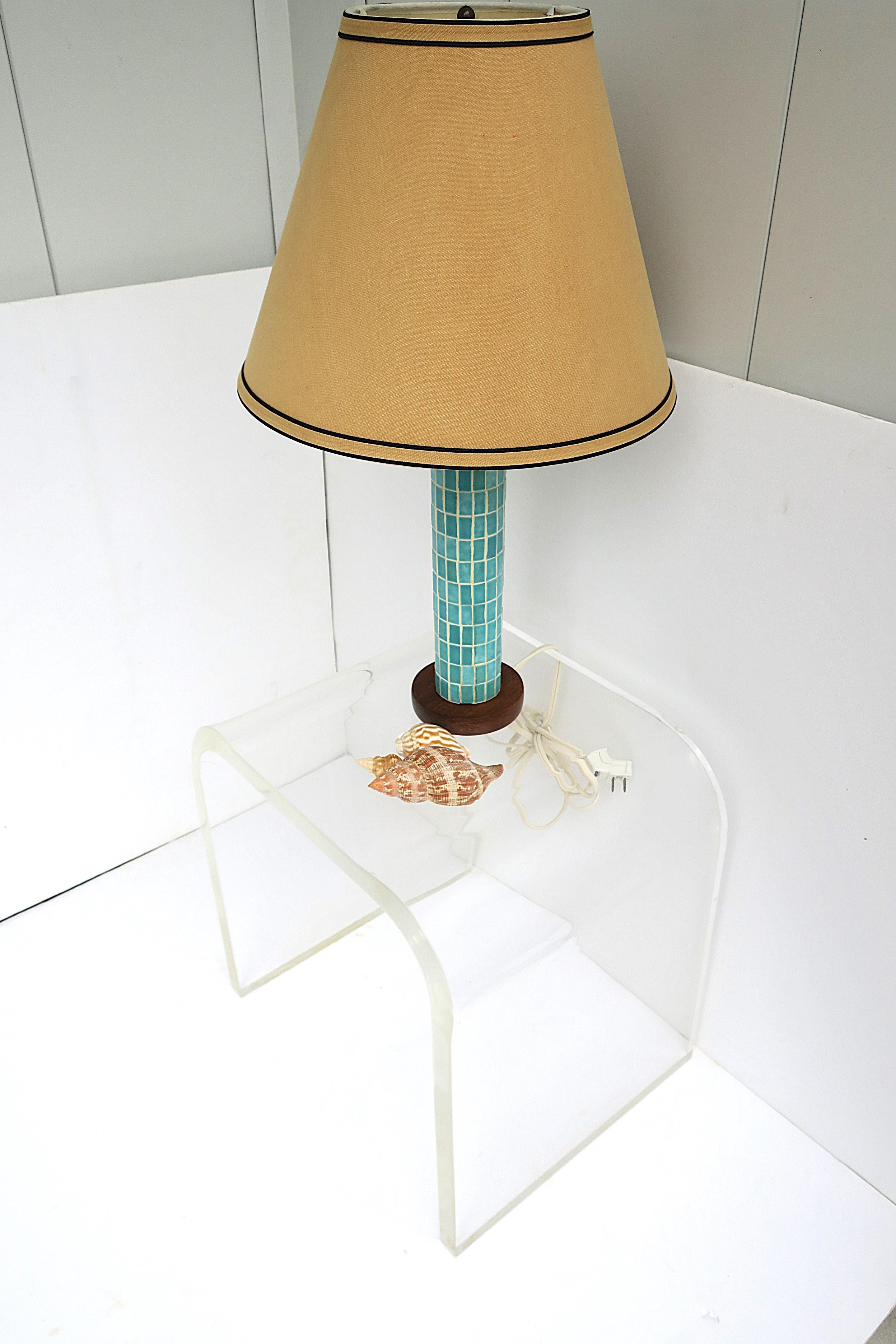 20th Century Lucite Waterfall Table Stool Bench For Sale