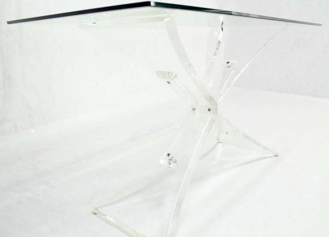 Verre Lucite X Shape Base Glass Top Mid Century Modern Console Sofa Table MINT ! en vente