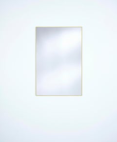Espejo rectangular «Lucka Clear Gold» con marco metálico, de Deknudt Mirrors
