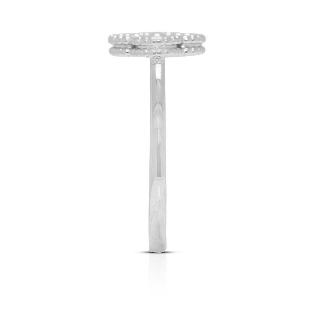 Lucky 0.08ct Natural Diamond Four-Leaf Clover 18K White Gold Ring en venta 1